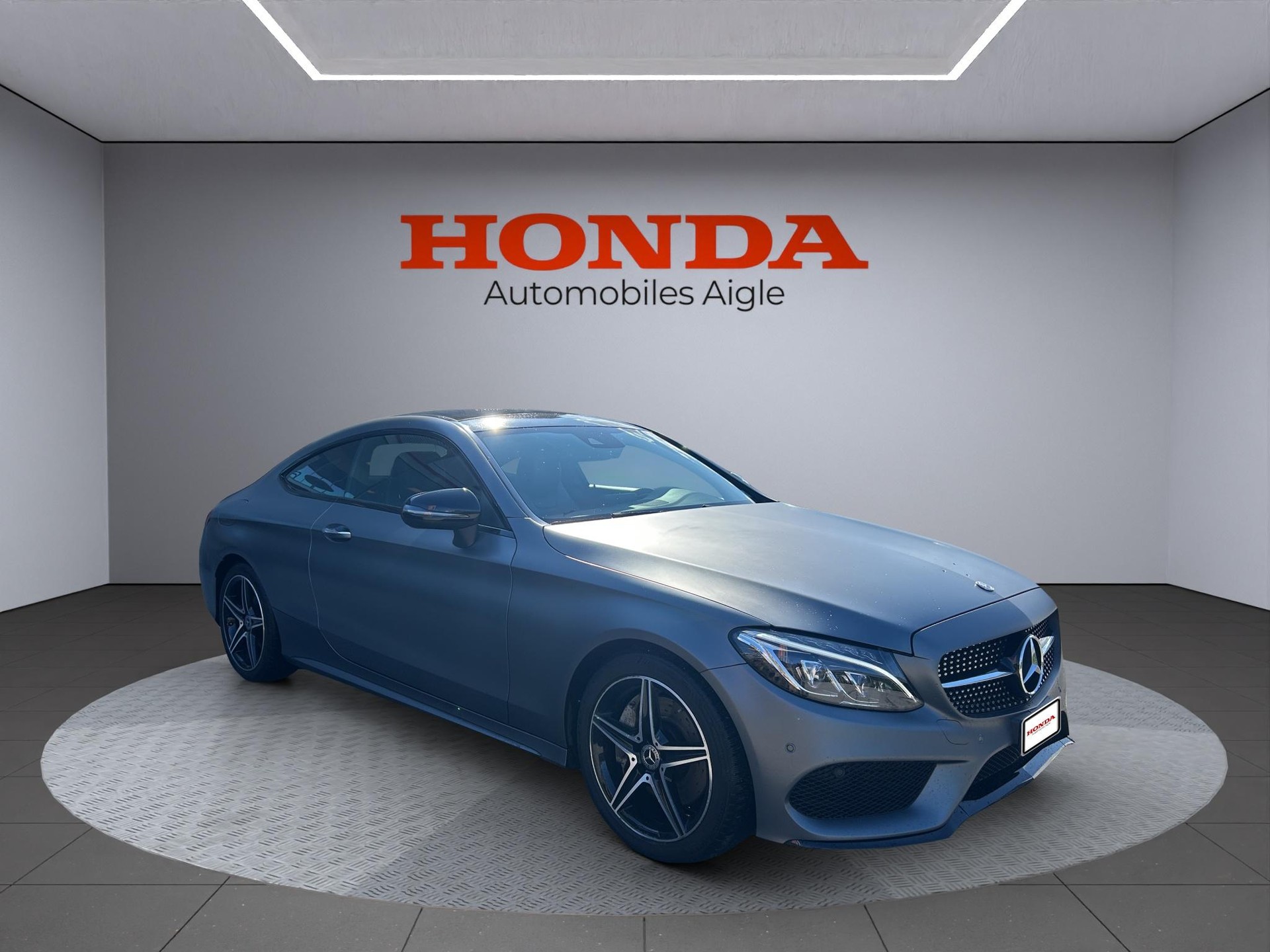 MERCEDES-BENZ C 300 AMG Line-image-3