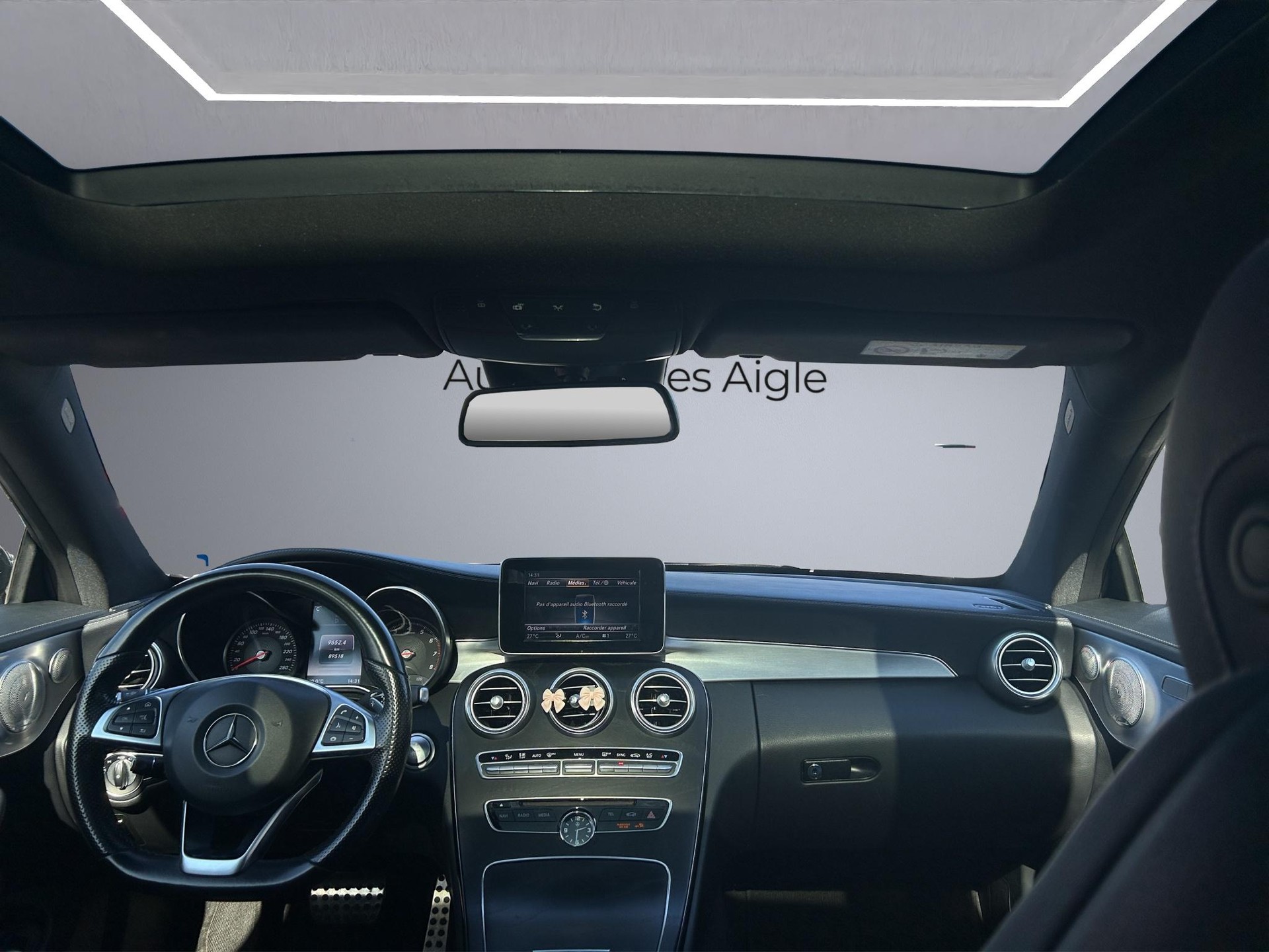 MERCEDES-BENZ C 300 AMG Line-image-8