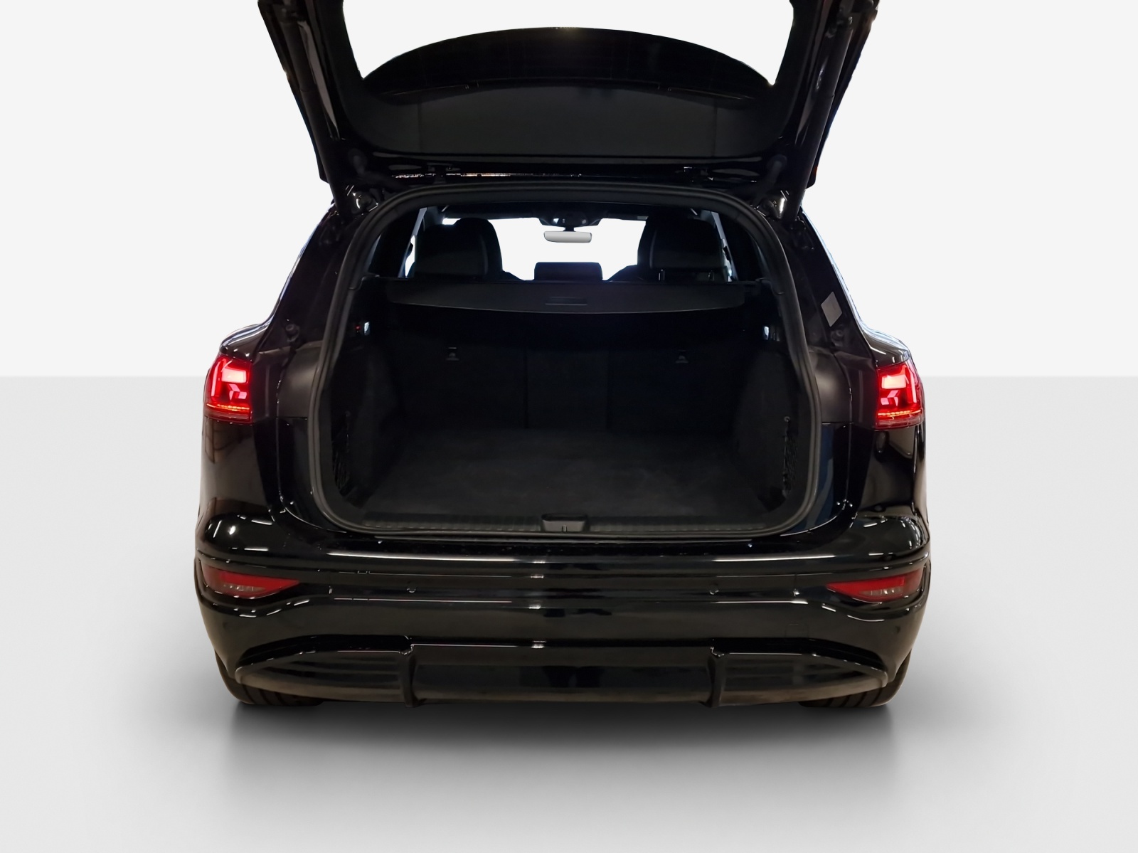 AUDI Q6 e-tron quattro-image-13