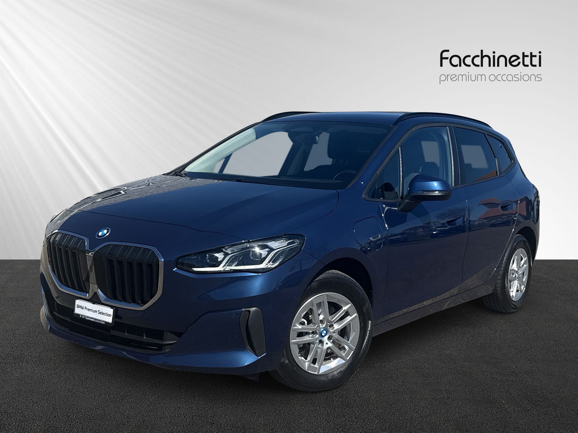 BMW 225e xDrive Active Tourer-image-0