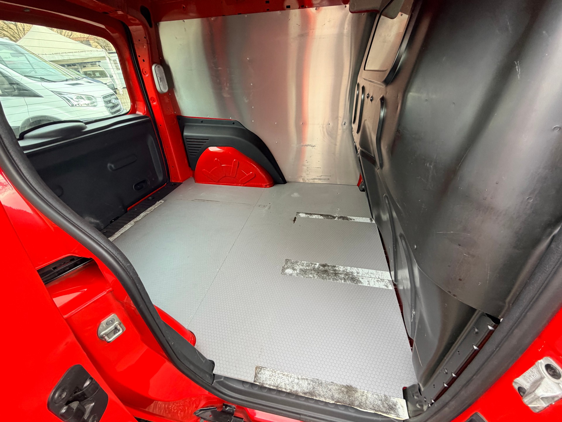 RENAULT Kangoo Medium dCi 95 ENERGY Business-image-11