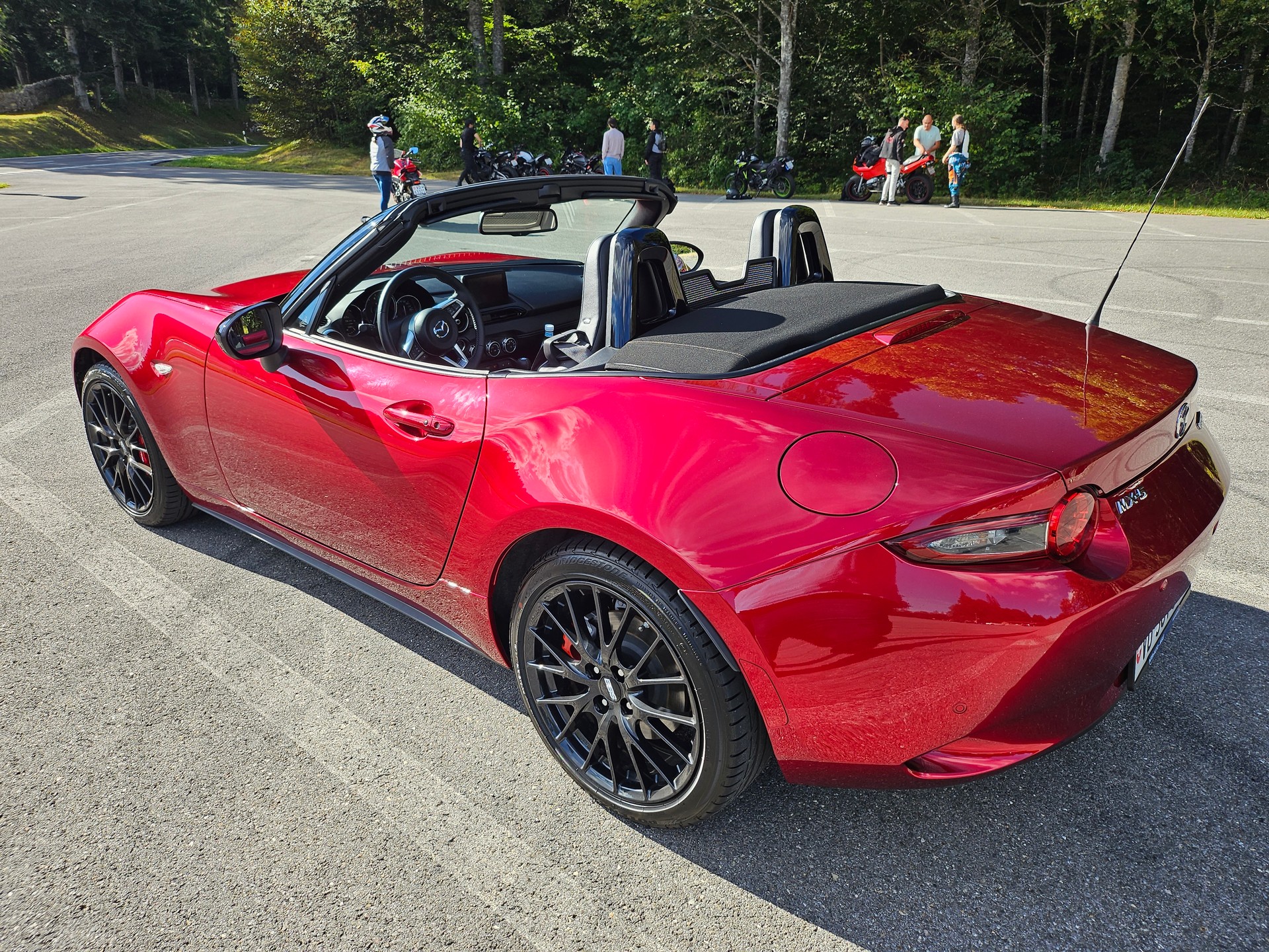MAZDA MX-5 Skyactiv-G 184 Homura-image-3