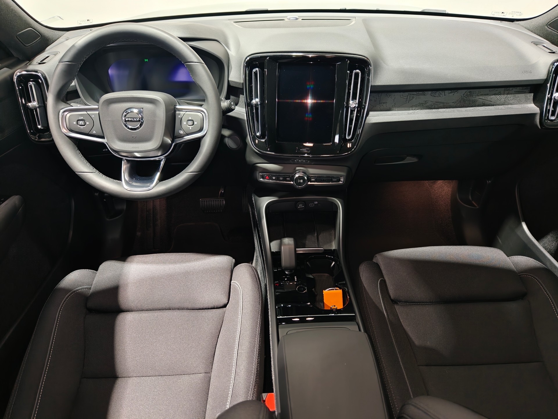 VOLVO XC40 E60 Core CH FAHRZEUG-image-16