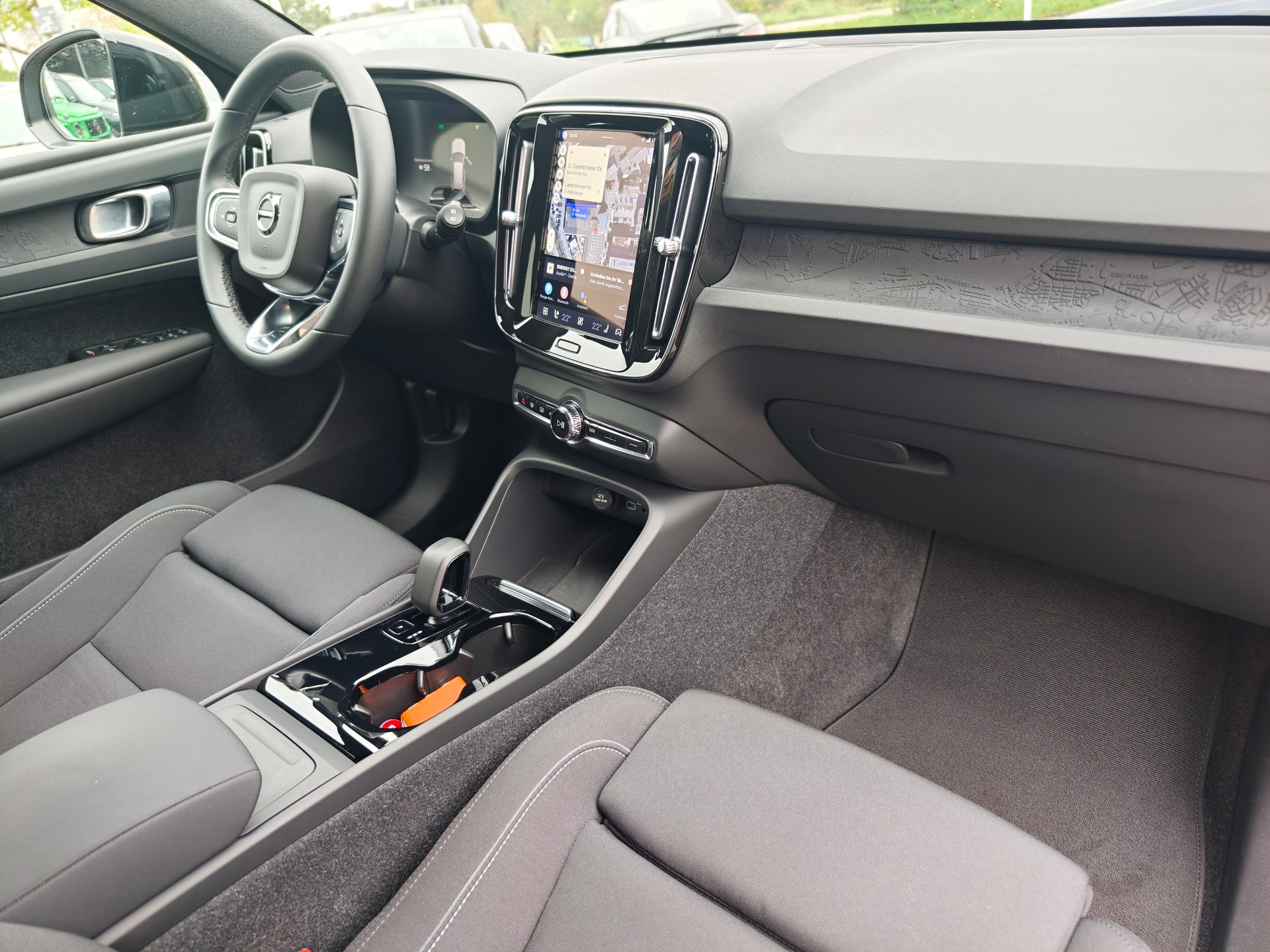 VOLVO XC40 E60 Core CH FAHRZEUG-image-10