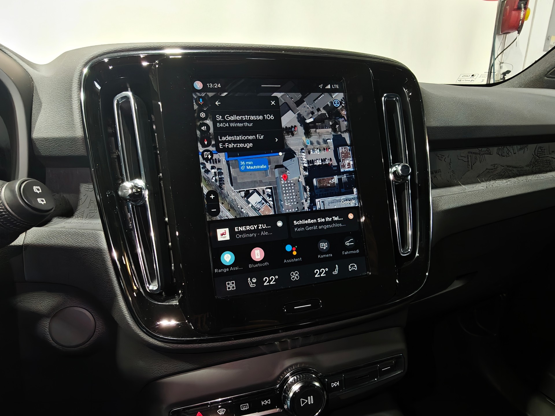 VOLVO XC40 E60 Core CH FAHRZEUG-image-19