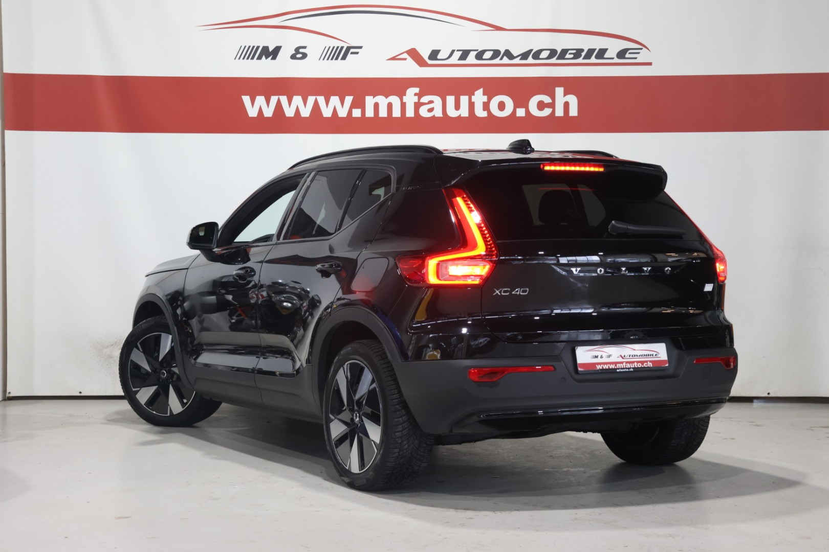 VOLVO XC40 E60 Core CH FAHRZEUG-image-5
