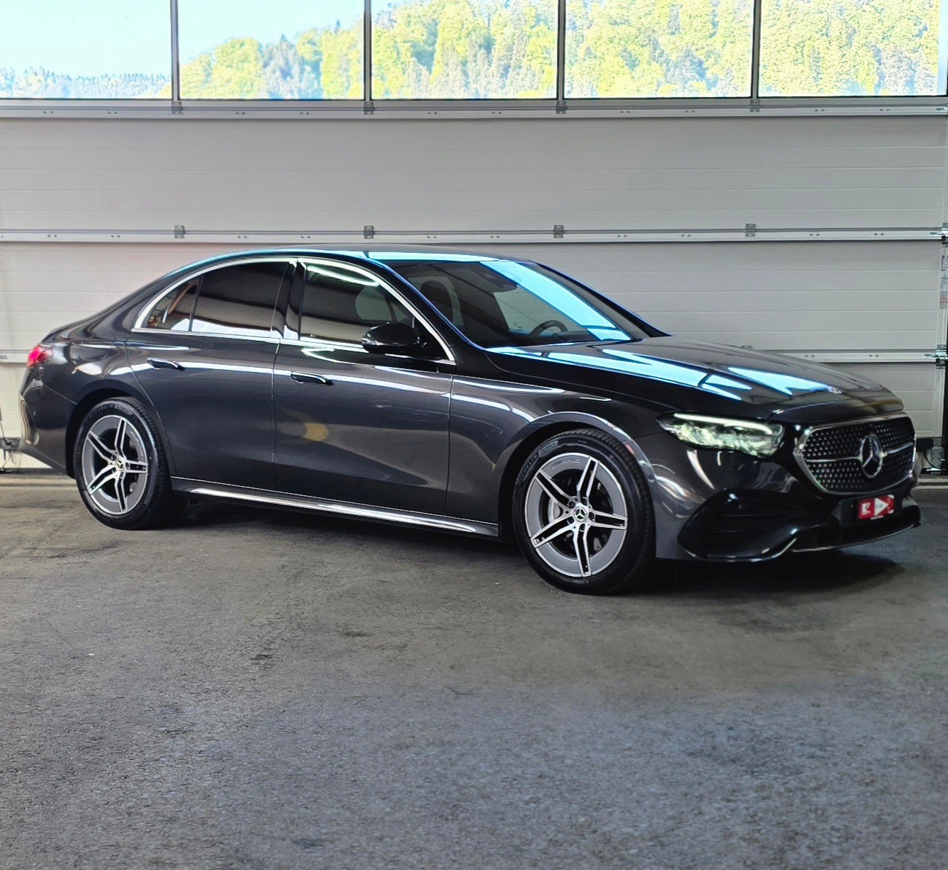 MERCEDES-BENZ E 220 d AMG Line 9G-Tronic *ACC/LaneAssist*Ambientebel.*AppleCarPlay/AndroidAuto*Sitzheizung*Rückfahrkamera*AHK*-image-6