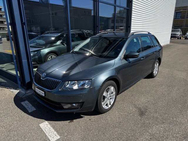 SKODA Octavia Combi 2.0 TDI Elegance 4x4 DSG-image-0