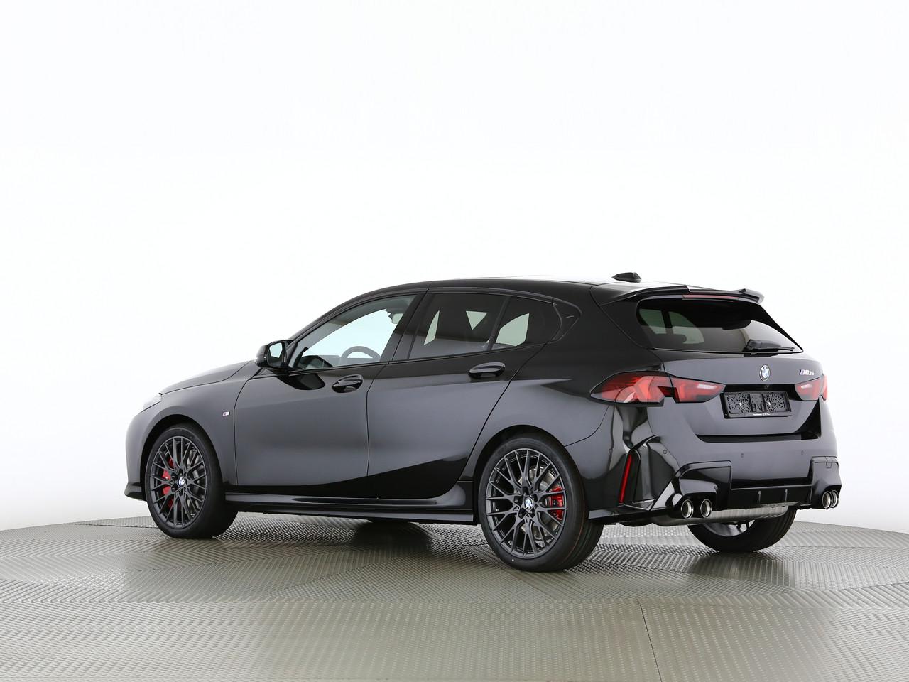 BMW M135i xDrive-image-8