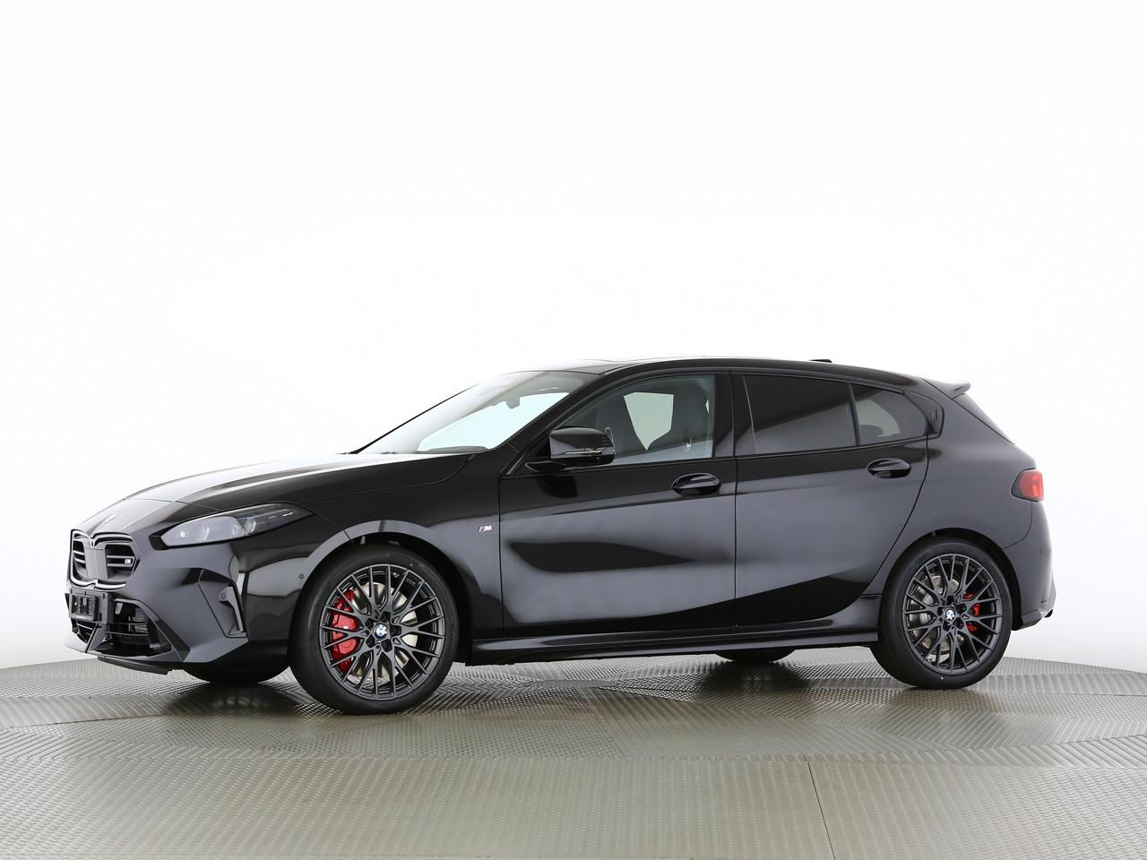 BMW M135i xDrive-image-3