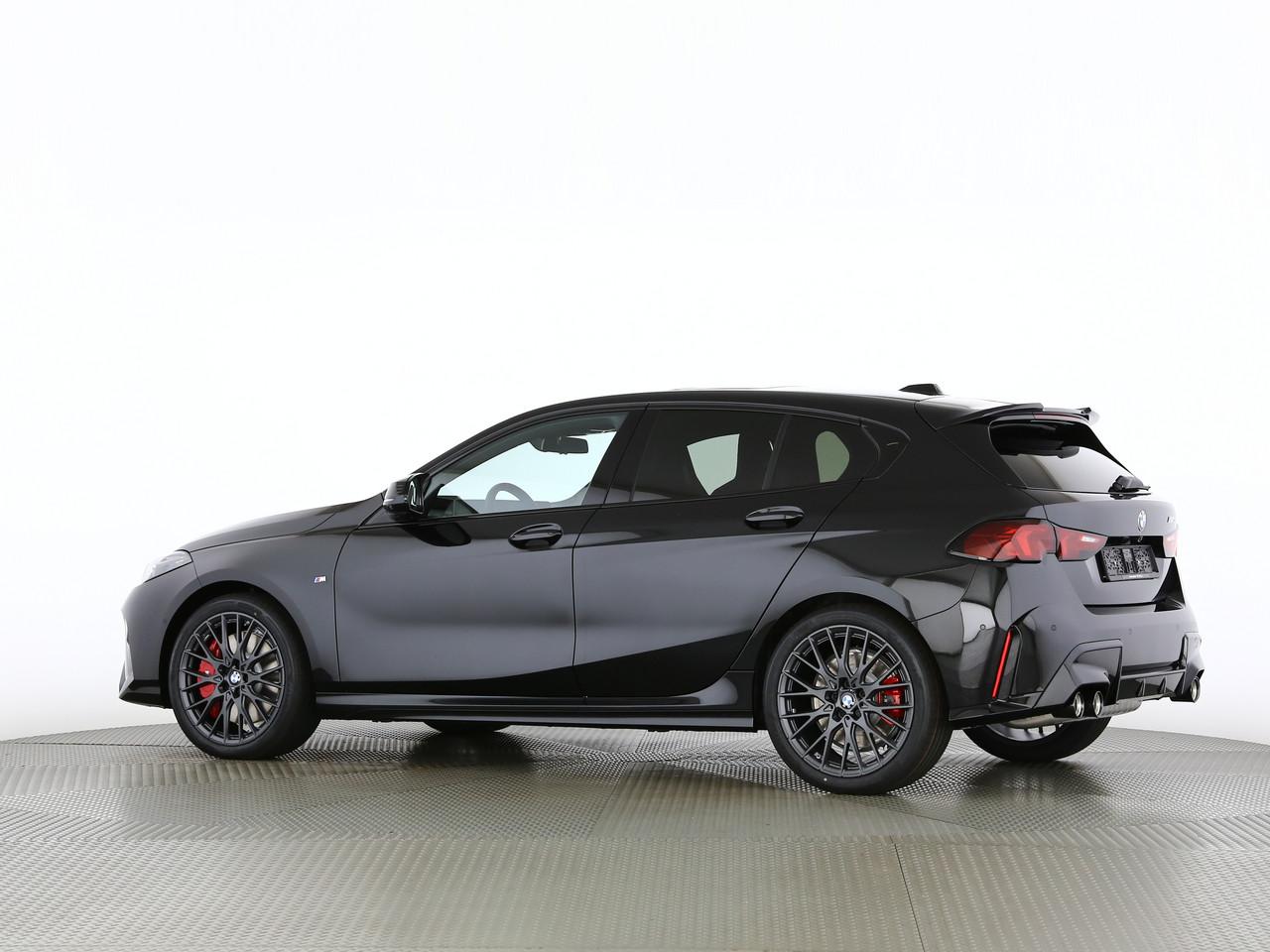 BMW M135i xDrive-image-7