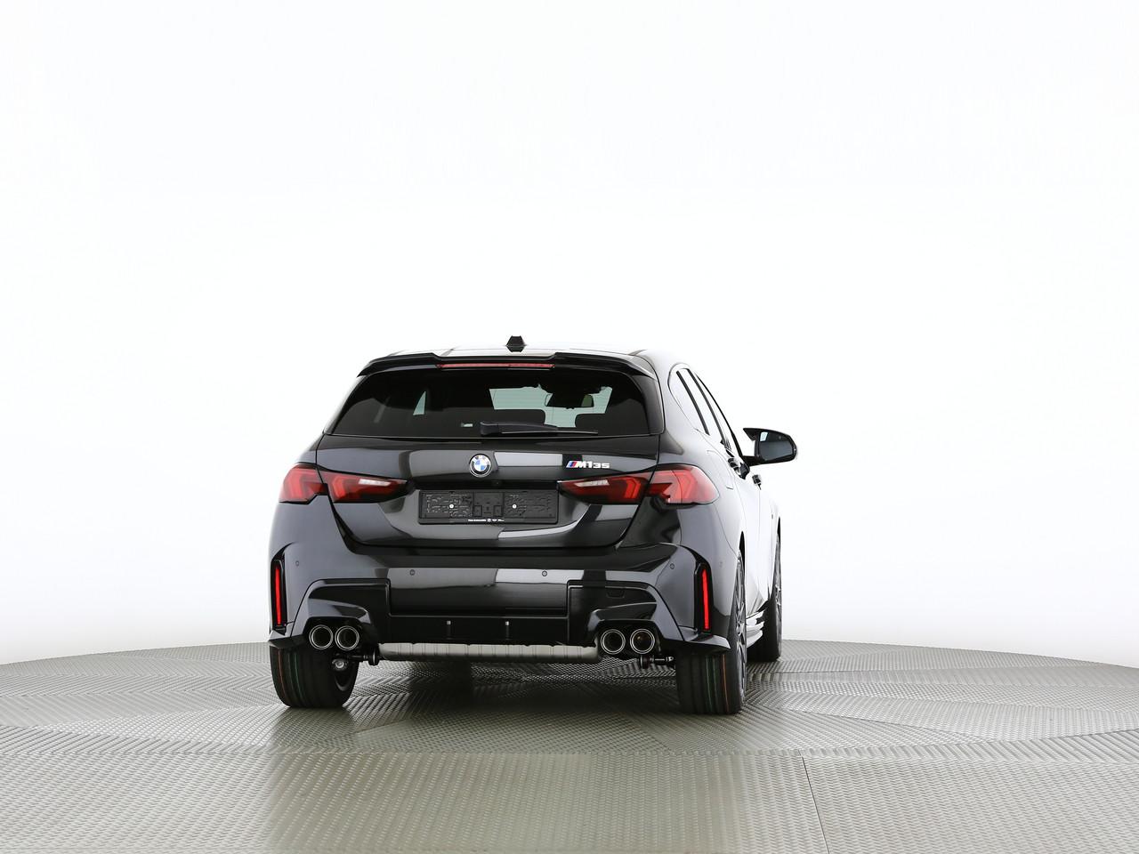 BMW M135i xDrive-image-11