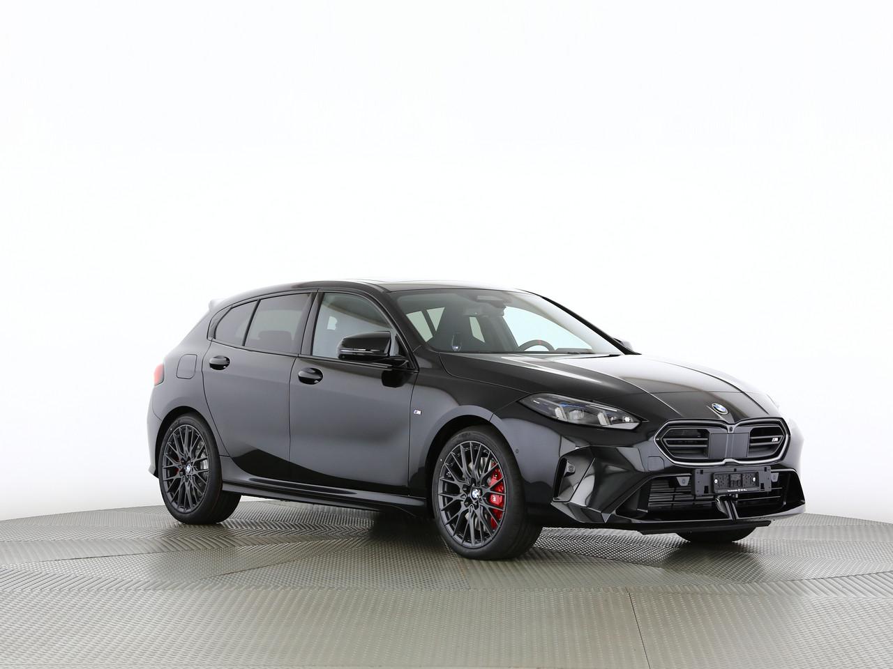 BMW M135i xDrive-image-20