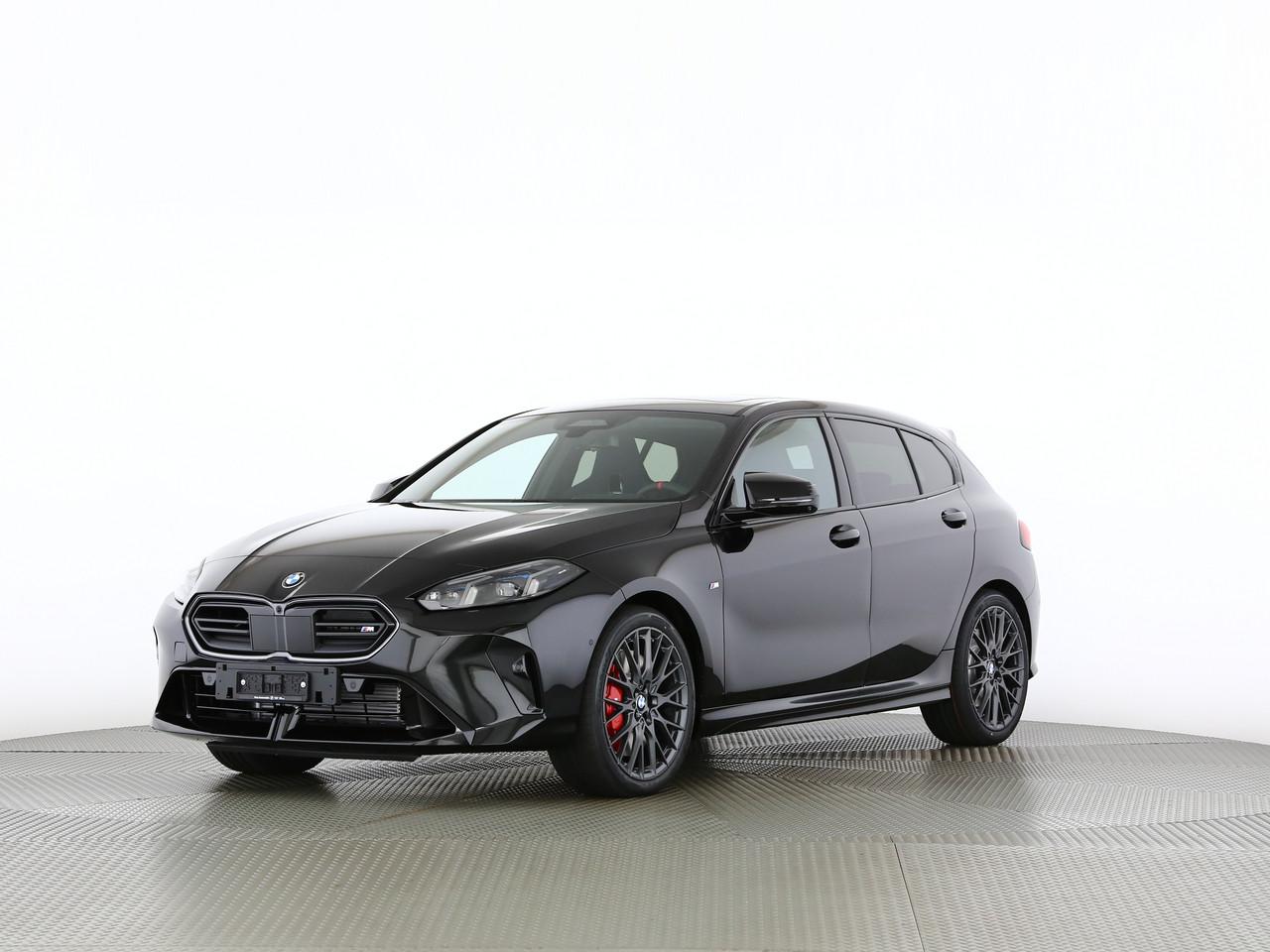 BMW M135i xDrive-image-1