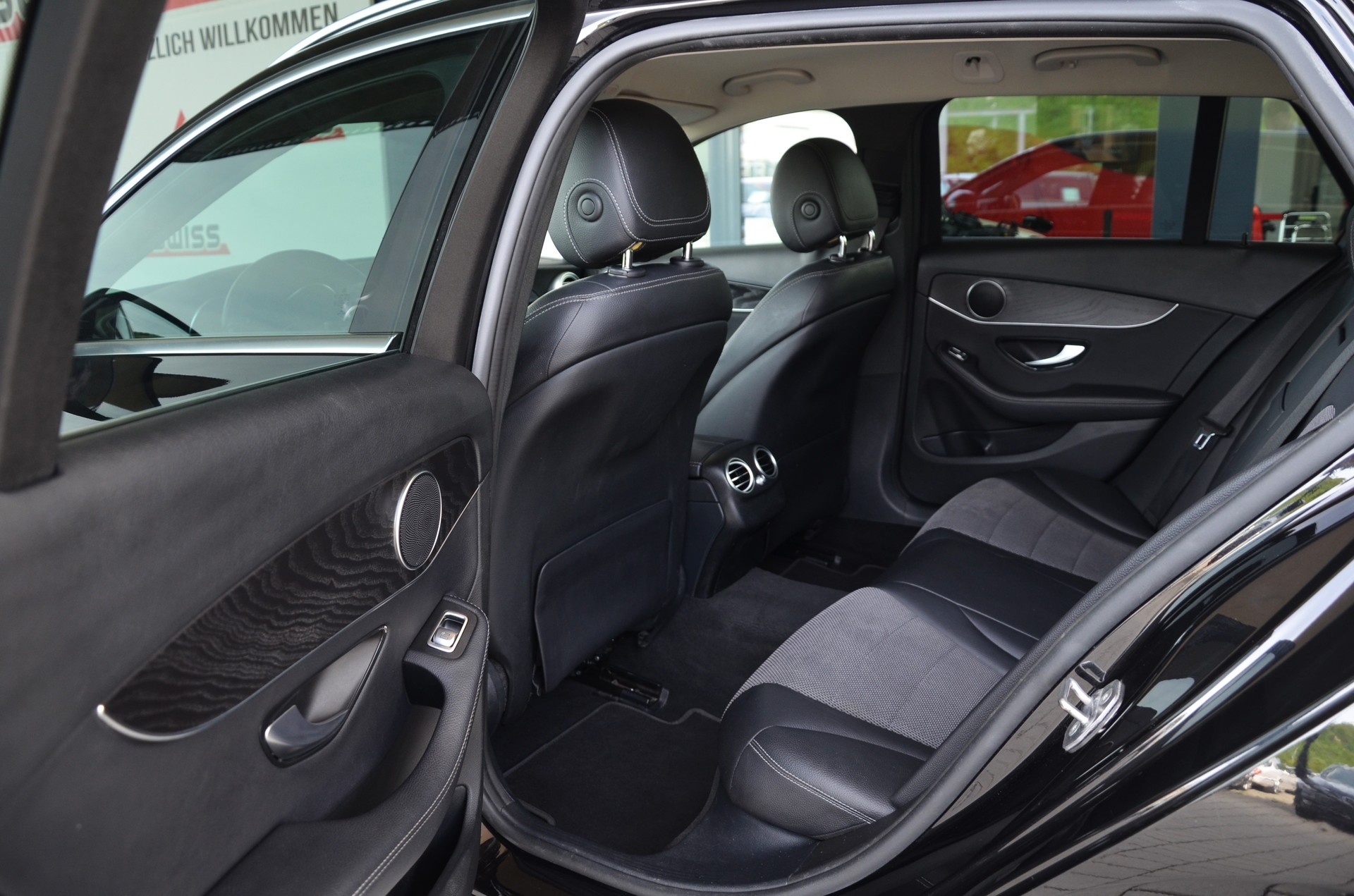 MERCEDES-BENZ C 180 Avantgarde*Frisch ab MFK,1 Jahr oder 20000km Garantie*-image-11