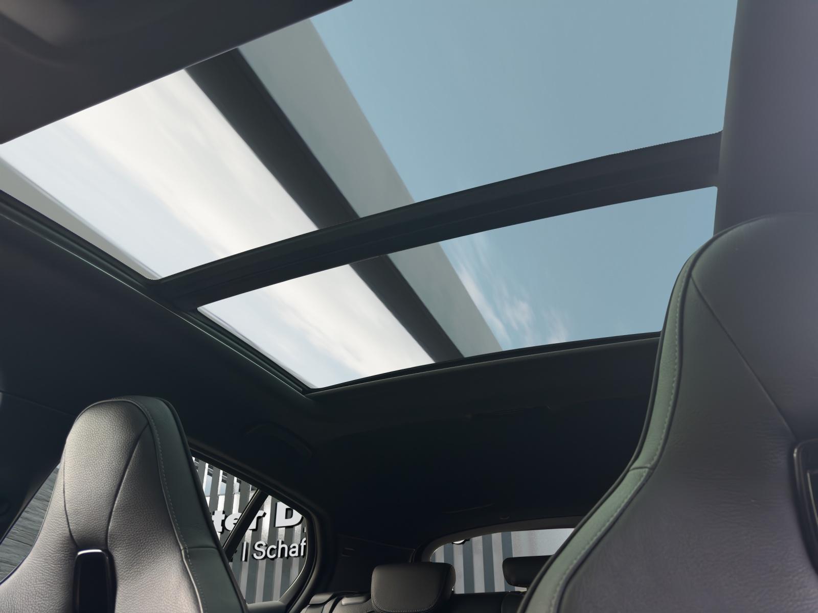 BMW M135i xDrive M Performance Paket-image-19