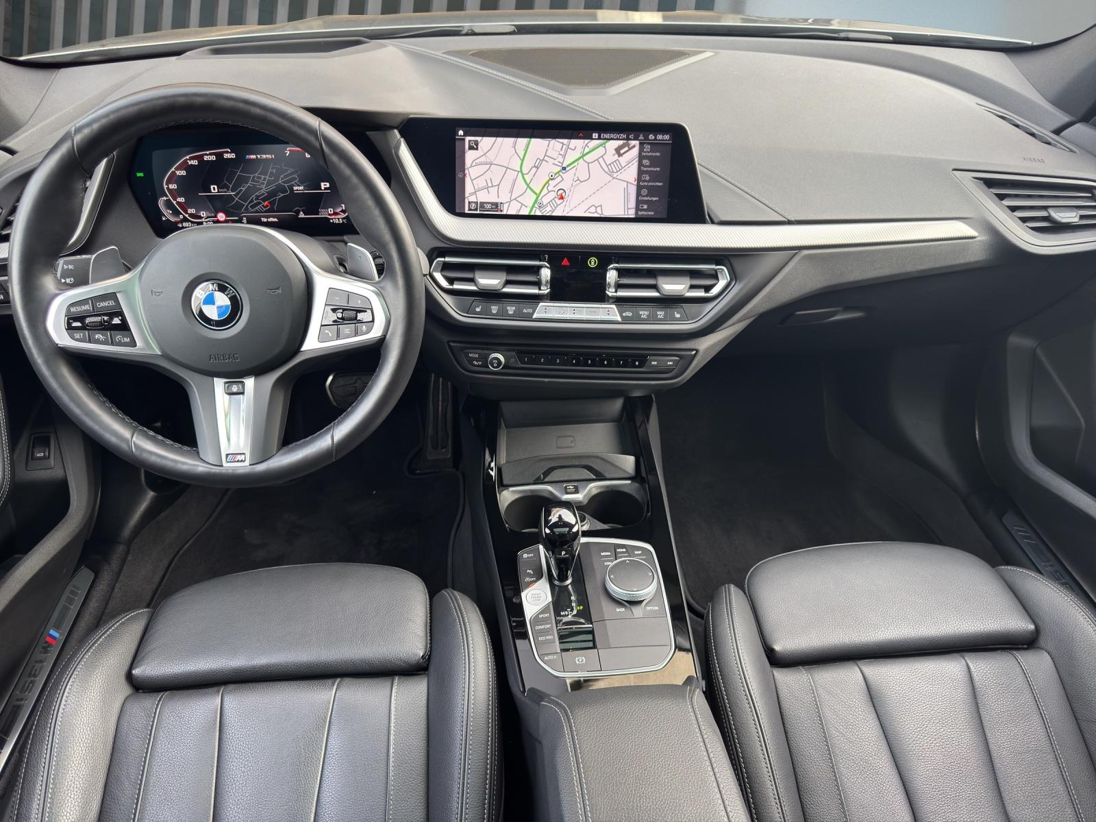 BMW M135i xDrive M Performance Paket-image-9
