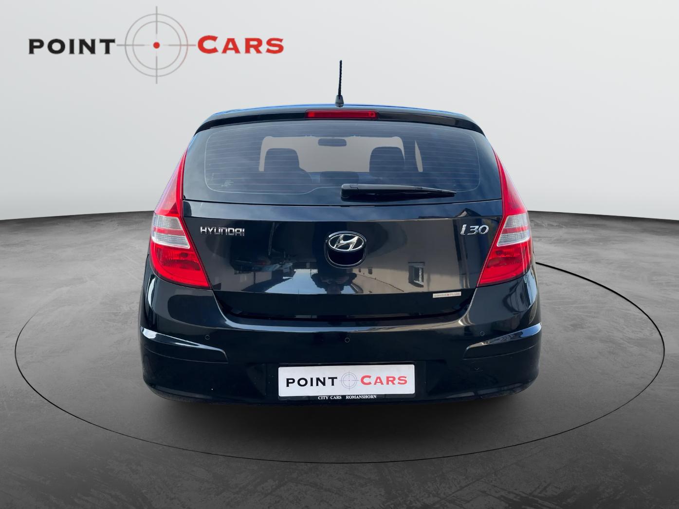 HYUNDAI i30 1.6 Swiss Plus Edition-image-3