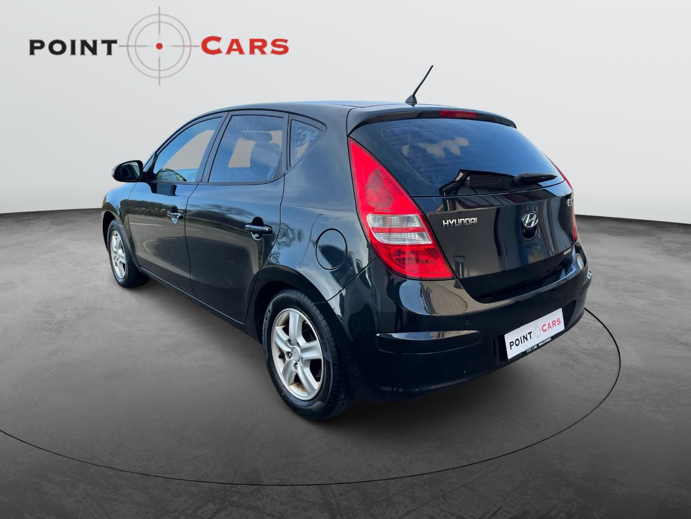 HYUNDAI i30 1.6 Swiss Plus Edition-image-2