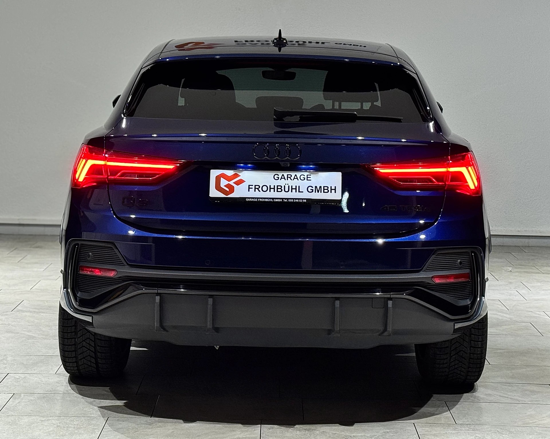 AUDI Q3 45 TFSI e S line S-tronic-image-5