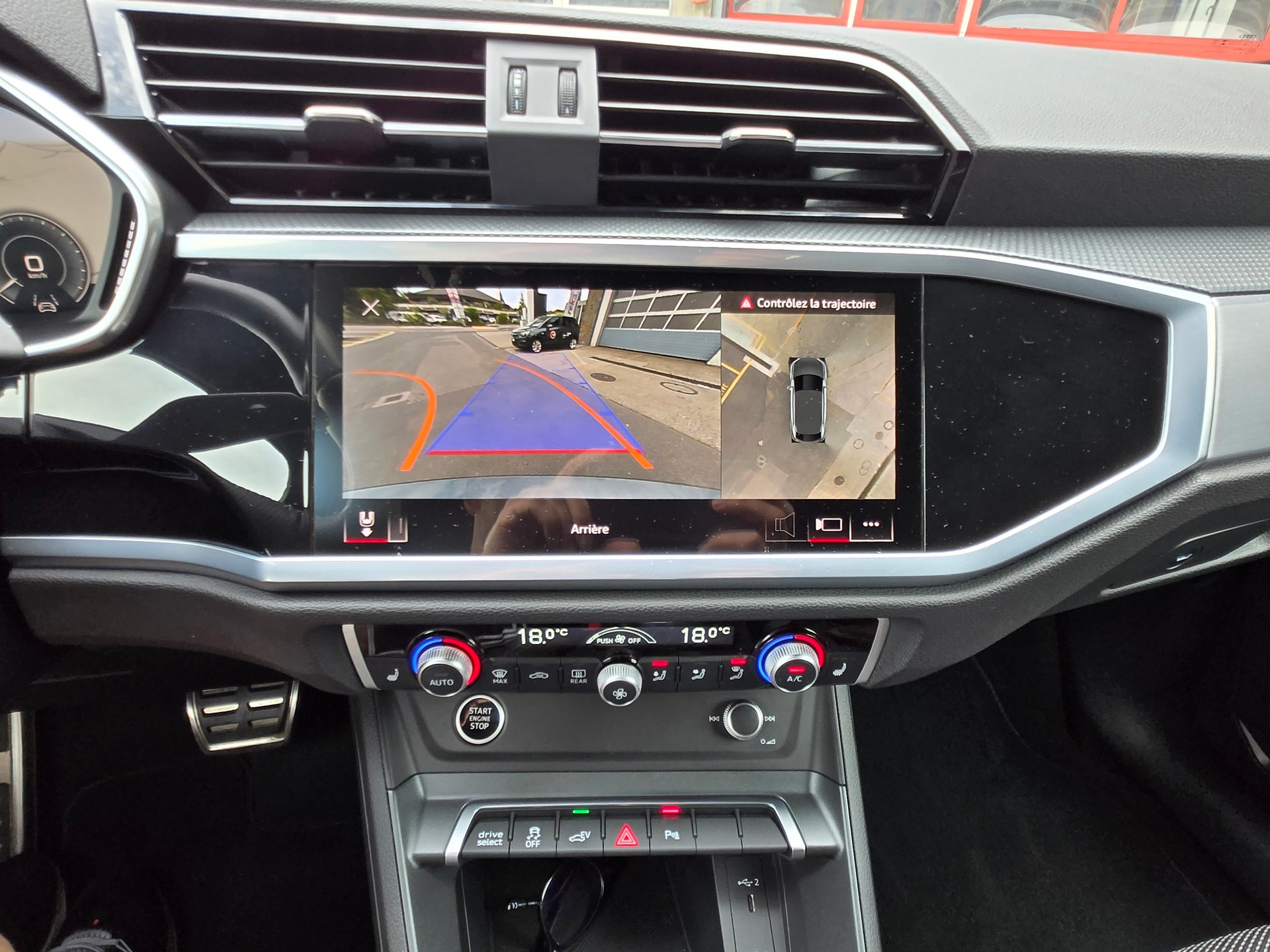 AUDI 45 TFSI e S line S-Tronic-image-5