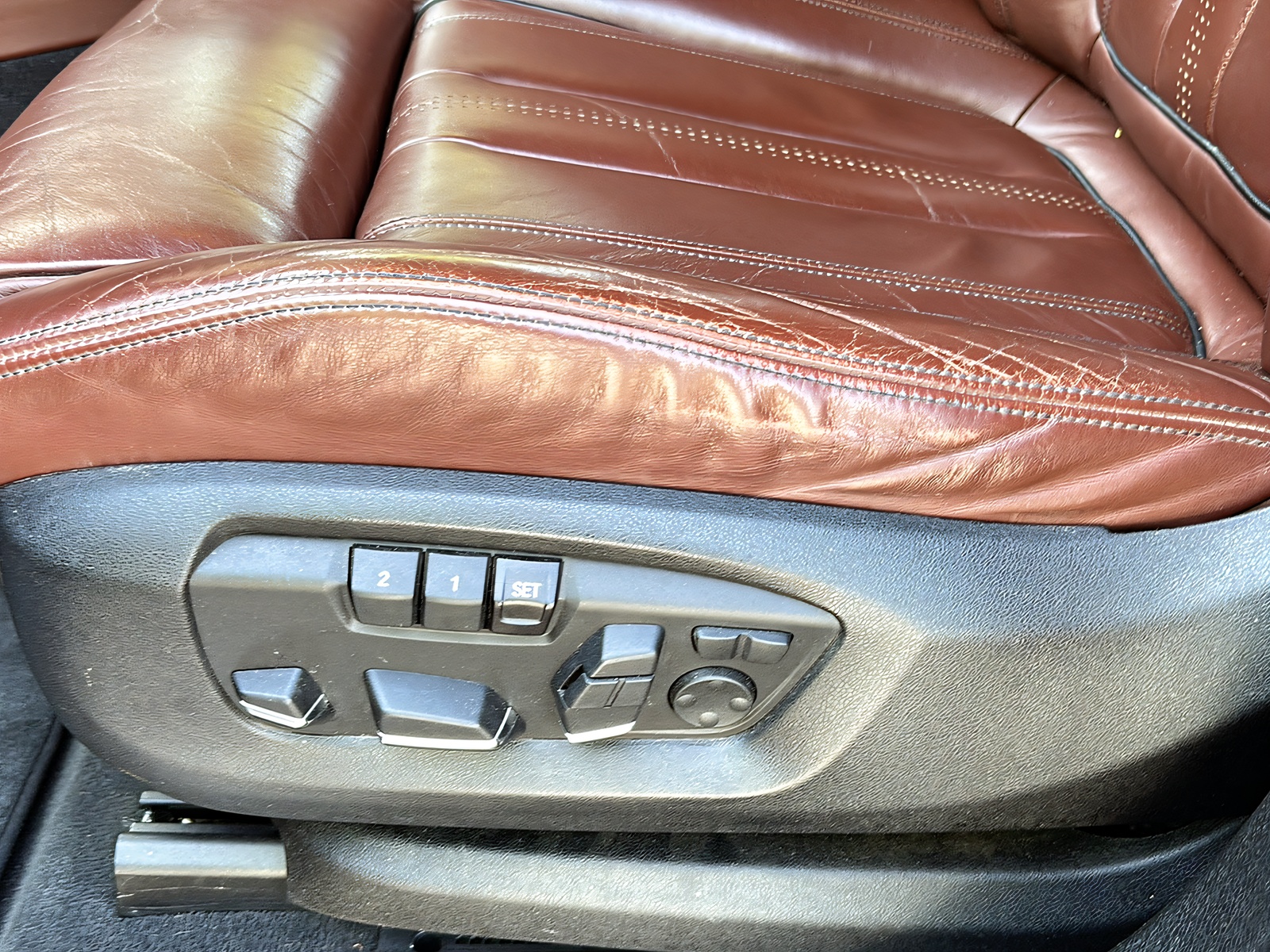 BMW X6 xDrive 50i Steptronic-image-22