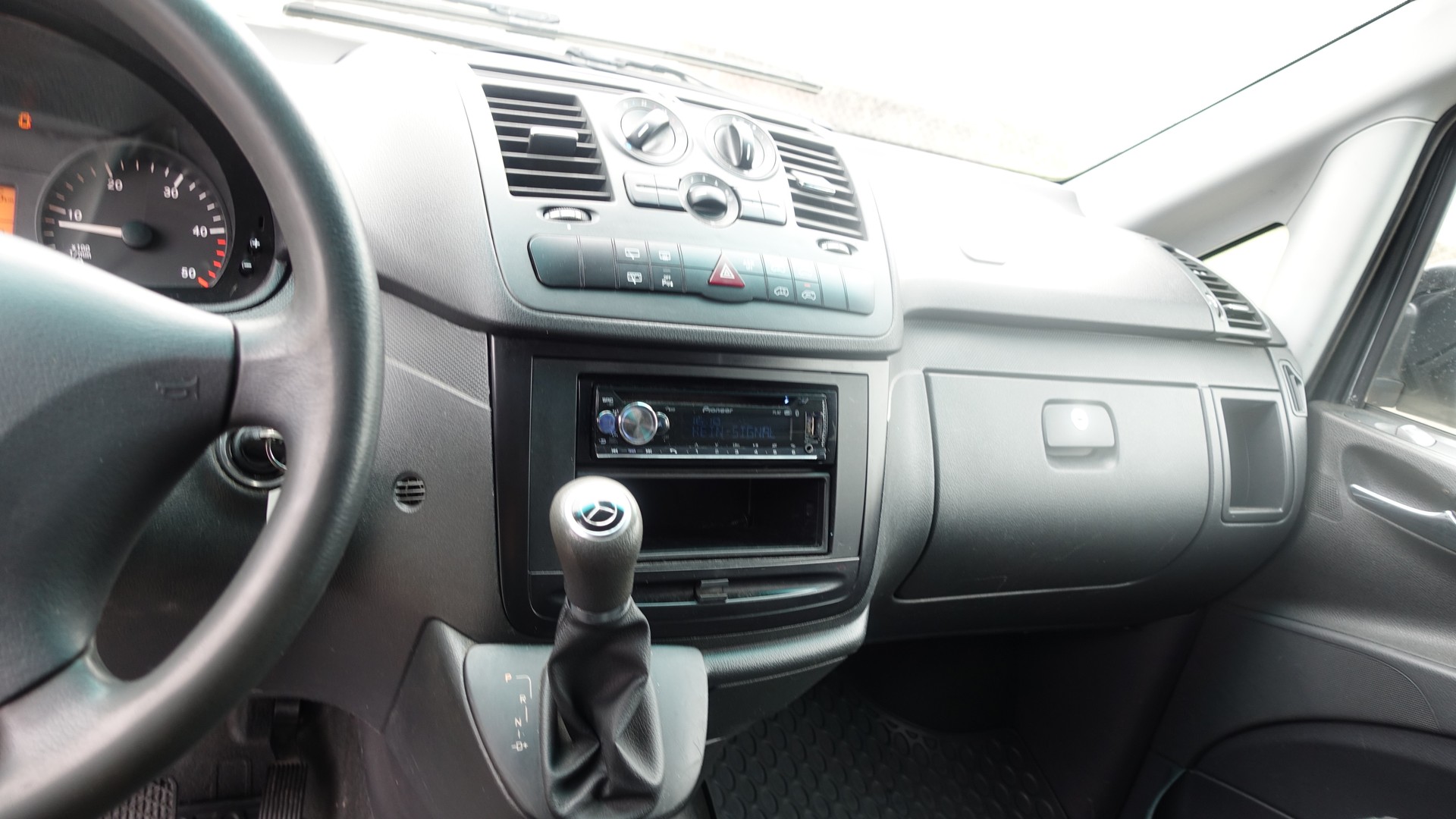 MERCEDES-BENZ Vito 116 CDI Blue Efficiency EL 4Matic A-image-5