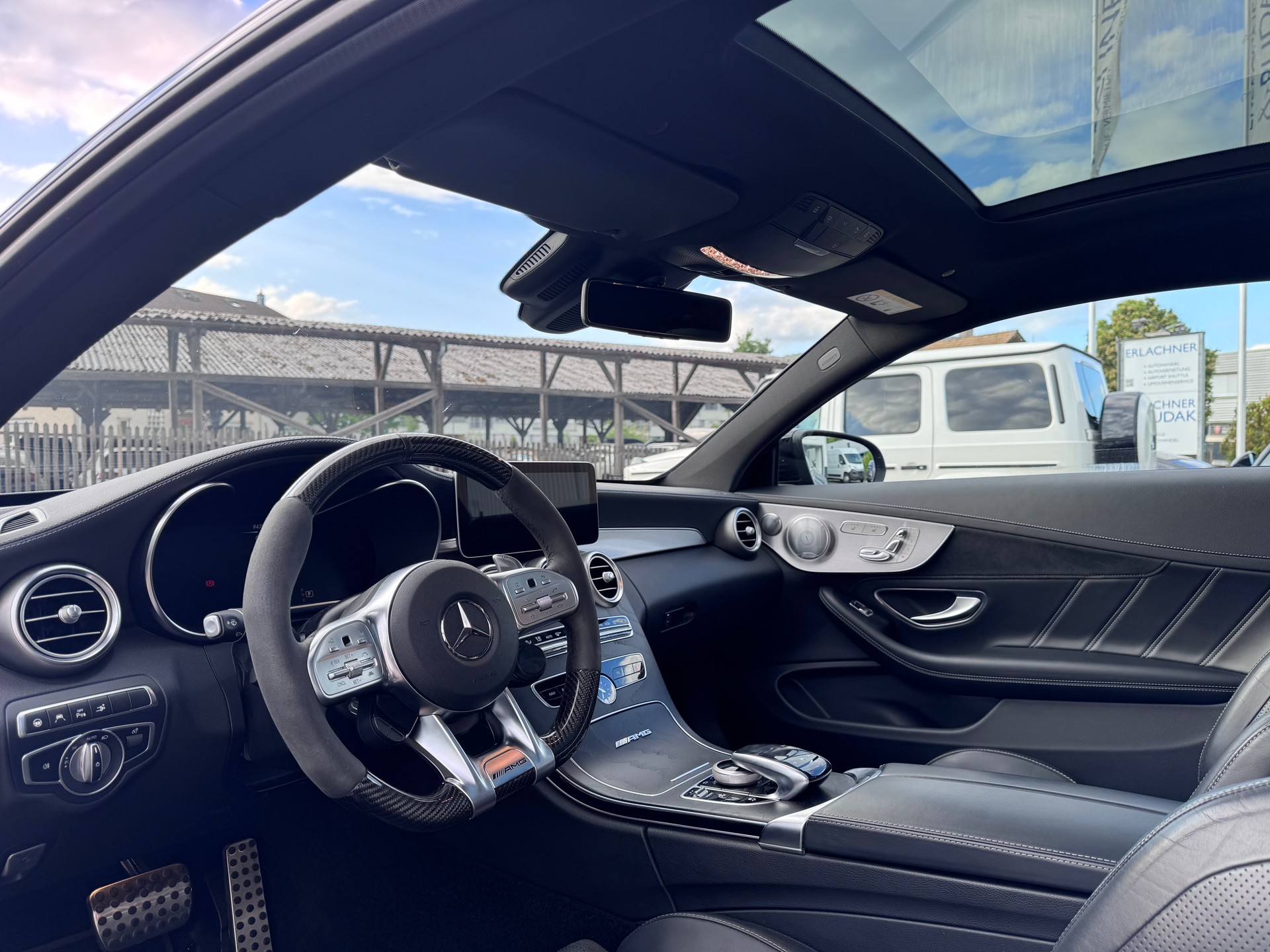 MERCEDES-BENZ C 63 S AMG 9G-tronic-image-8