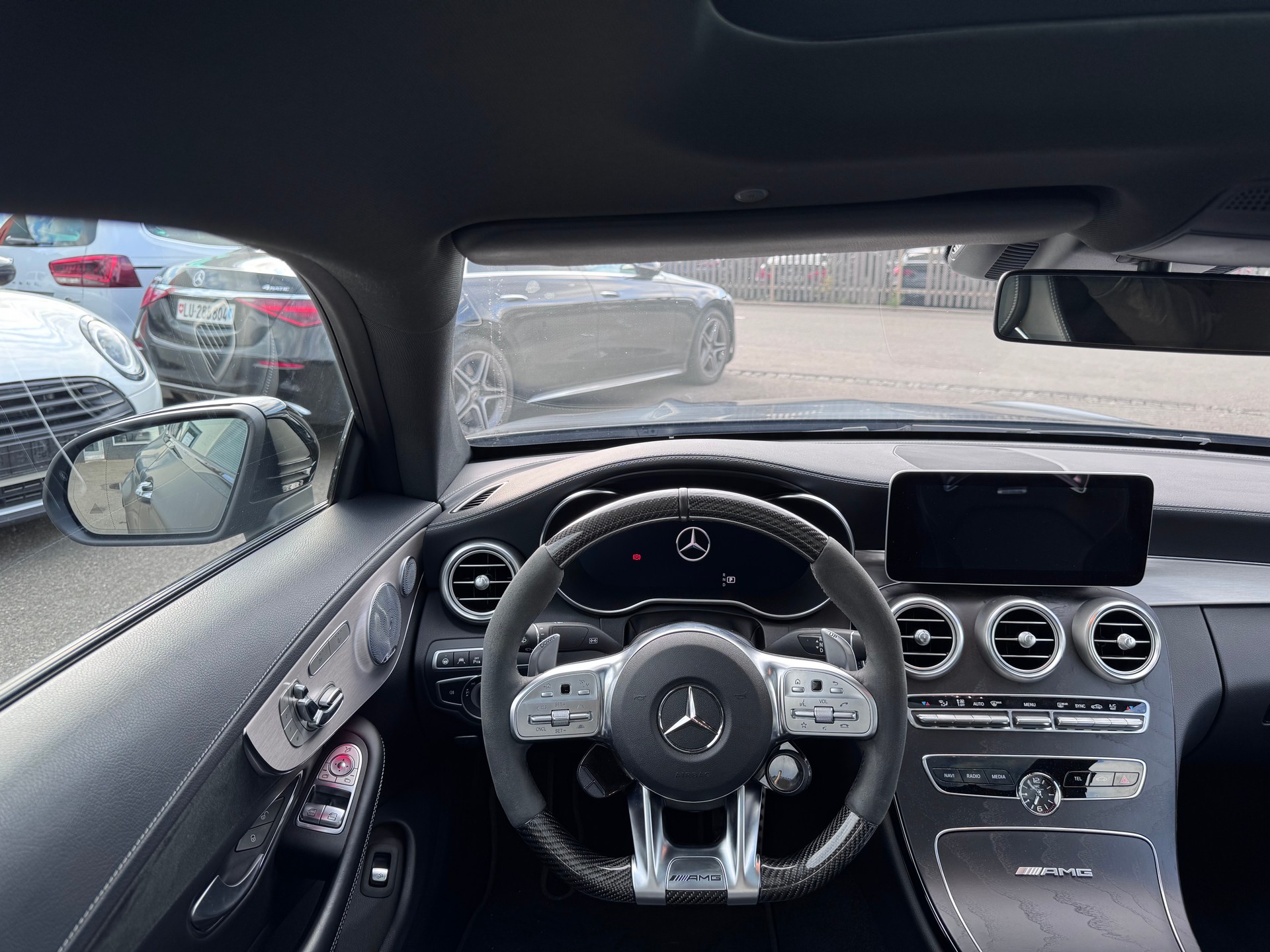 MERCEDES-BENZ C 63 S AMG 9G-tronic-image-11