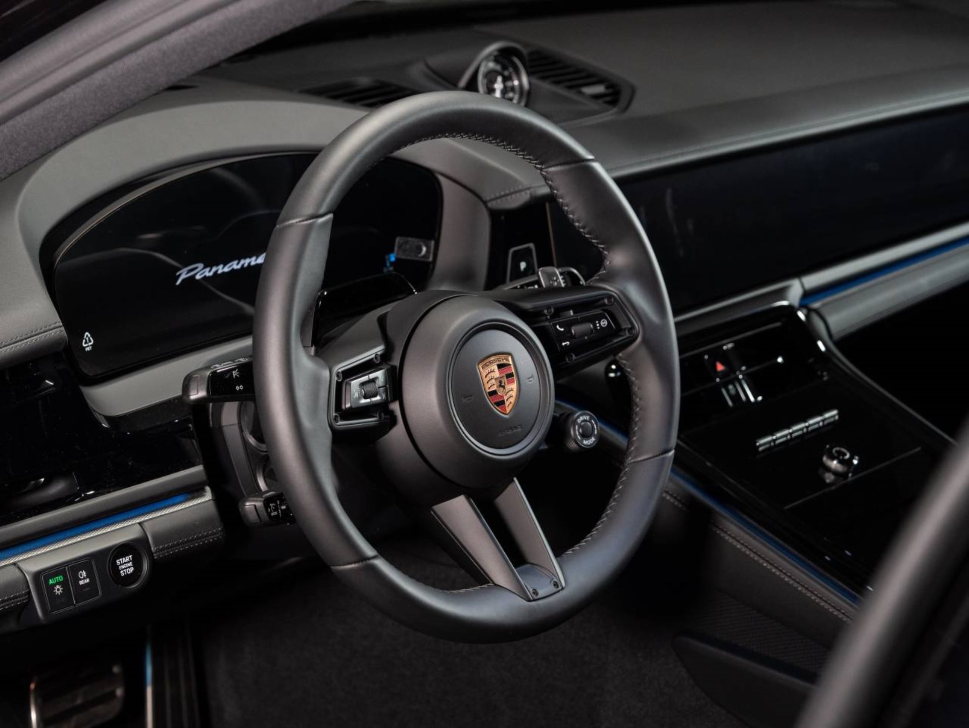 PORSCHE Panamera 4 E-Hybrid-image-8