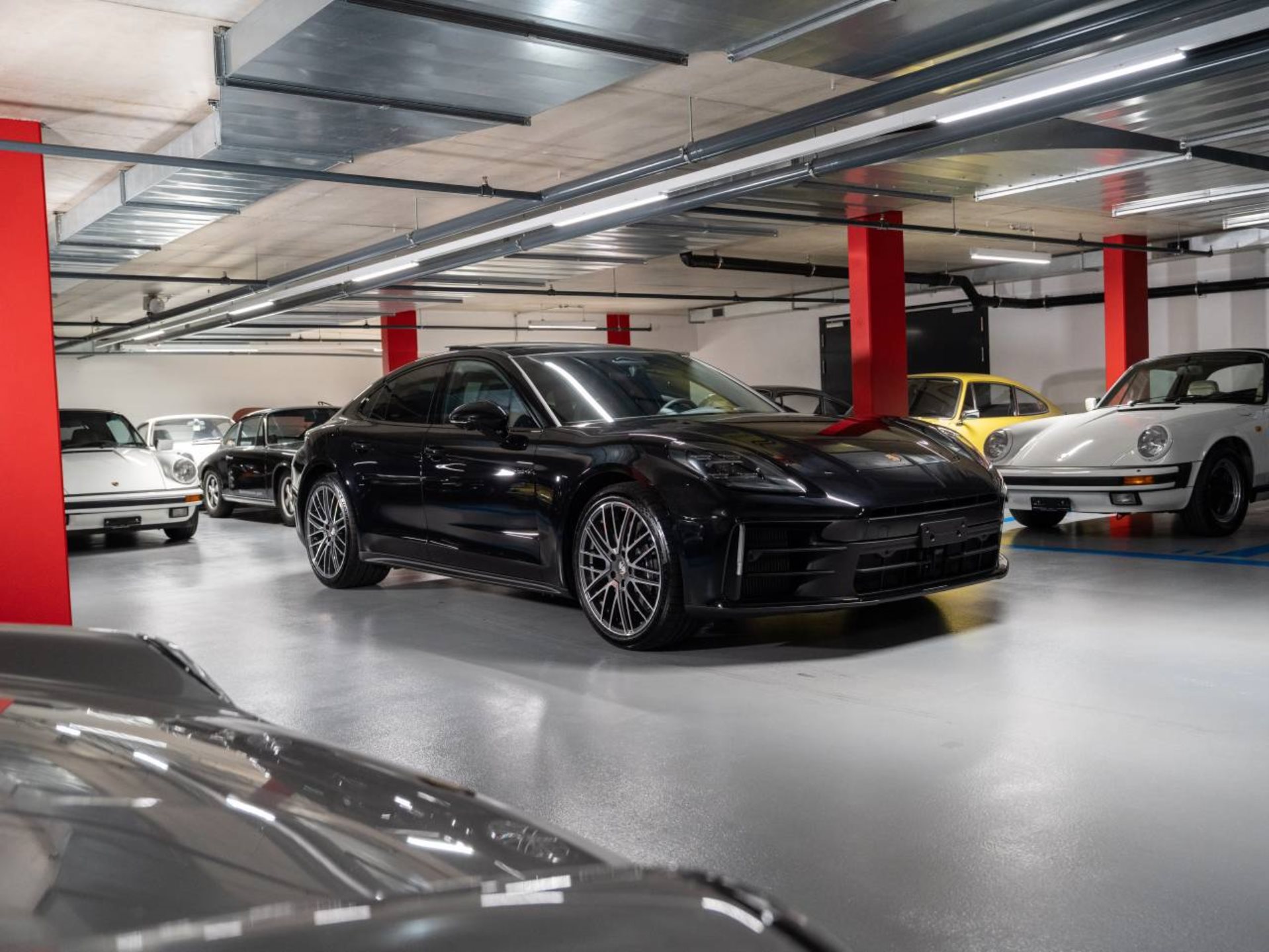 PORSCHE Panamera 4 E-Hybrid-image-5