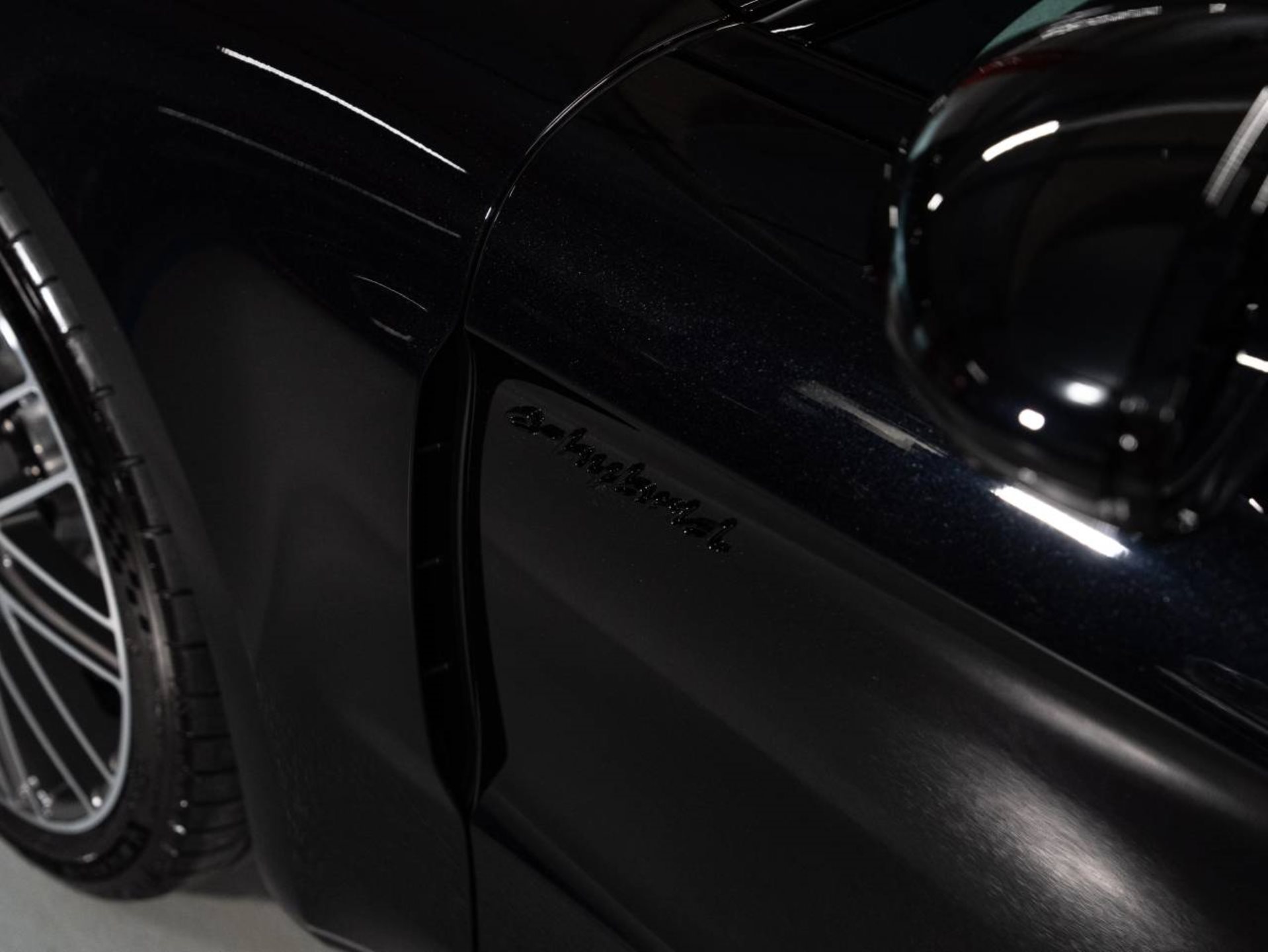 PORSCHE Panamera 4 E-Hybrid-image-26