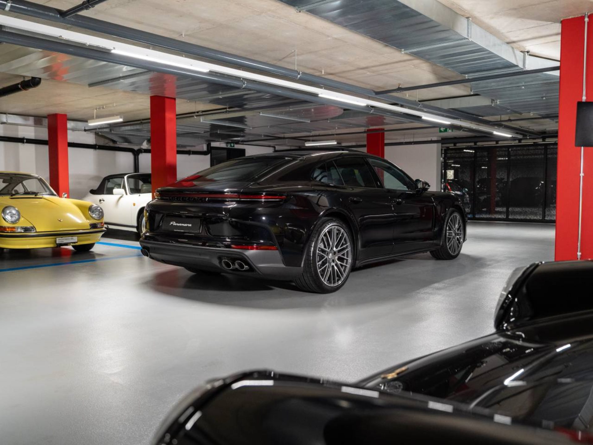 PORSCHE Panamera 4 E-Hybrid-image-6