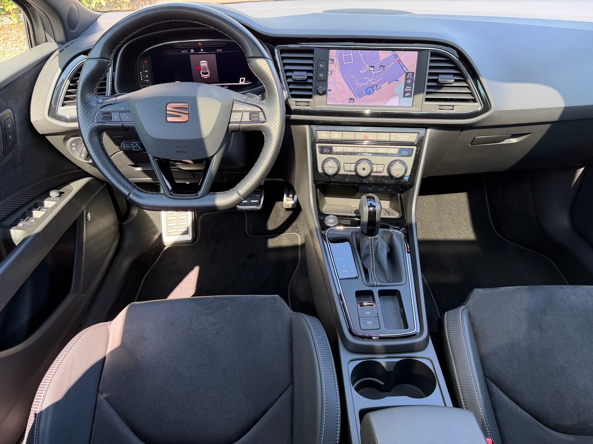 SEAT Leon ST 2.0 Eco TSI Swiss Cupra 4Drive ABT DSG-showroom-element-3