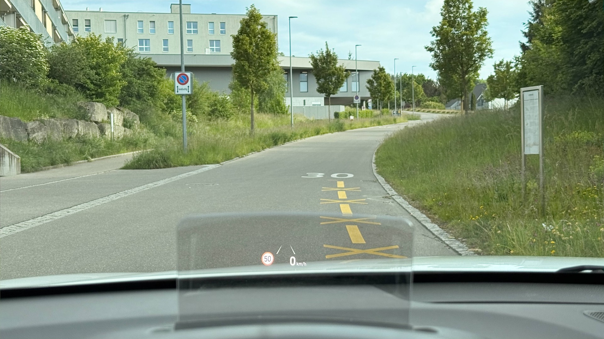 HYUNDAI Kona EV Premium / Vertex-image-7