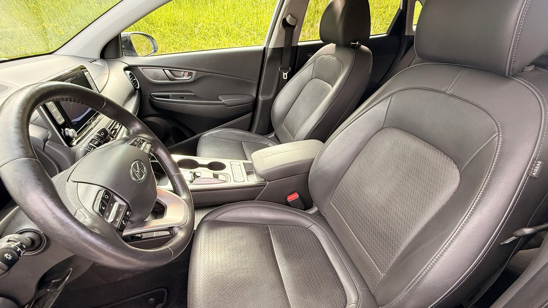 HYUNDAI Kona EV Premium / Vertex-image-5