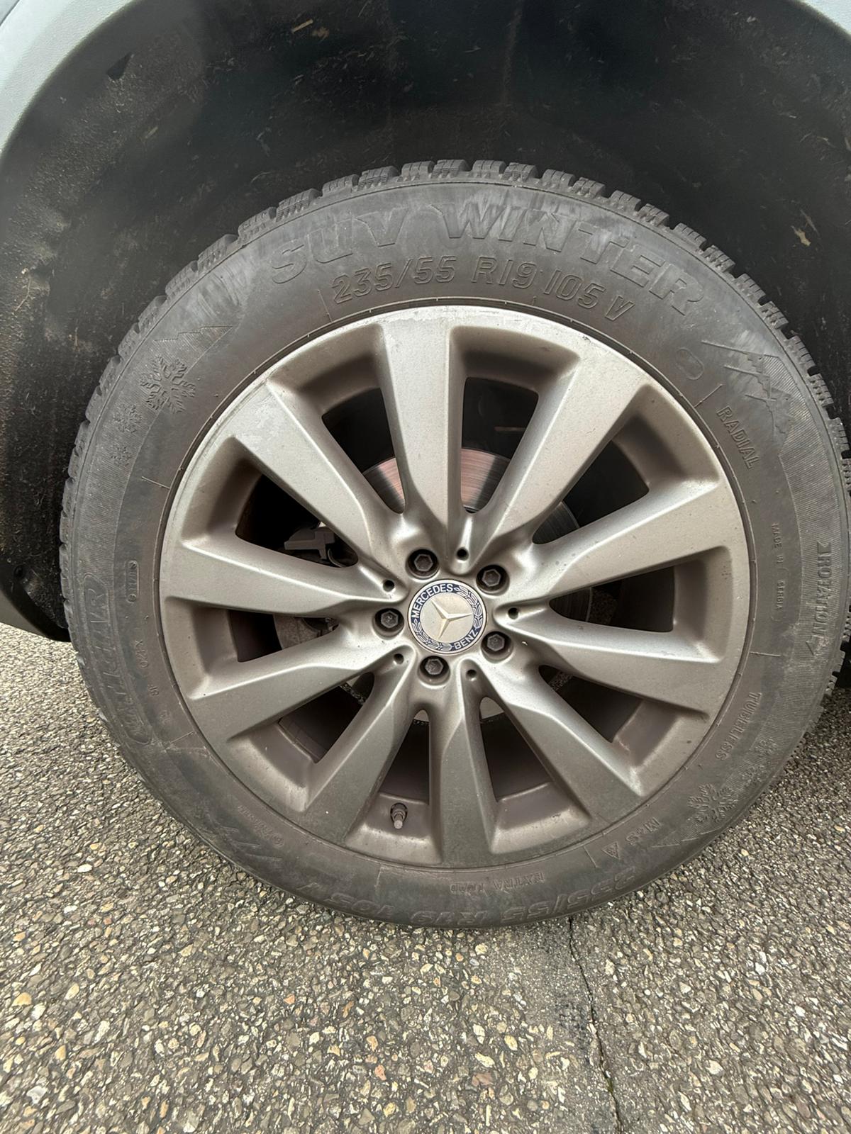 MERCEDES-BENZ GLC 220 d Exclusive 4m-image-9