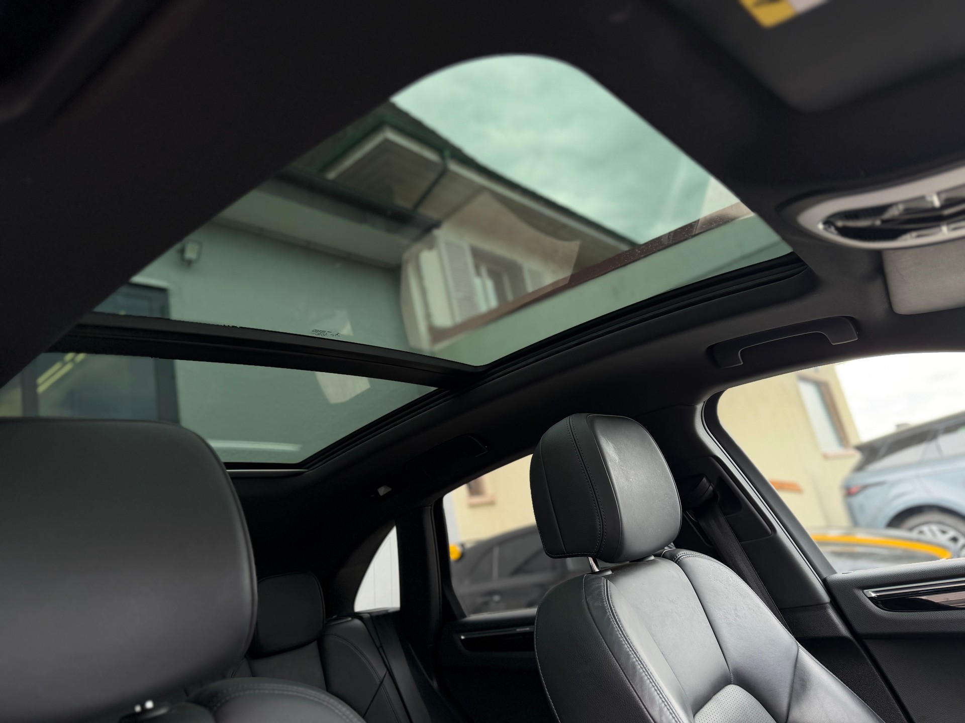 PORSCHE Macan S PDK-image-20