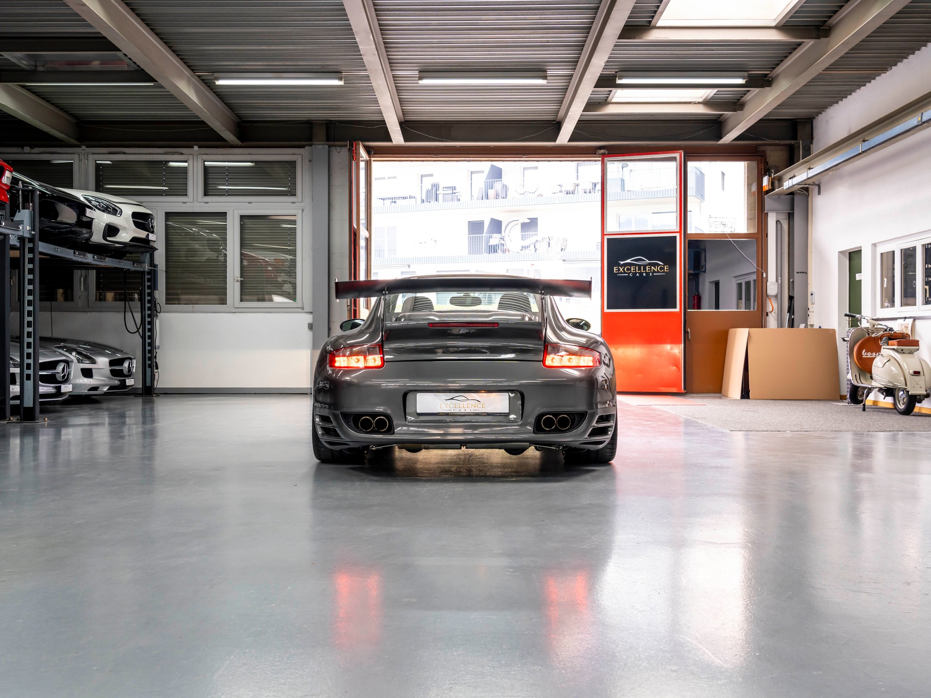 PORSCHE 9FF sur base 911 Turbo-image-6