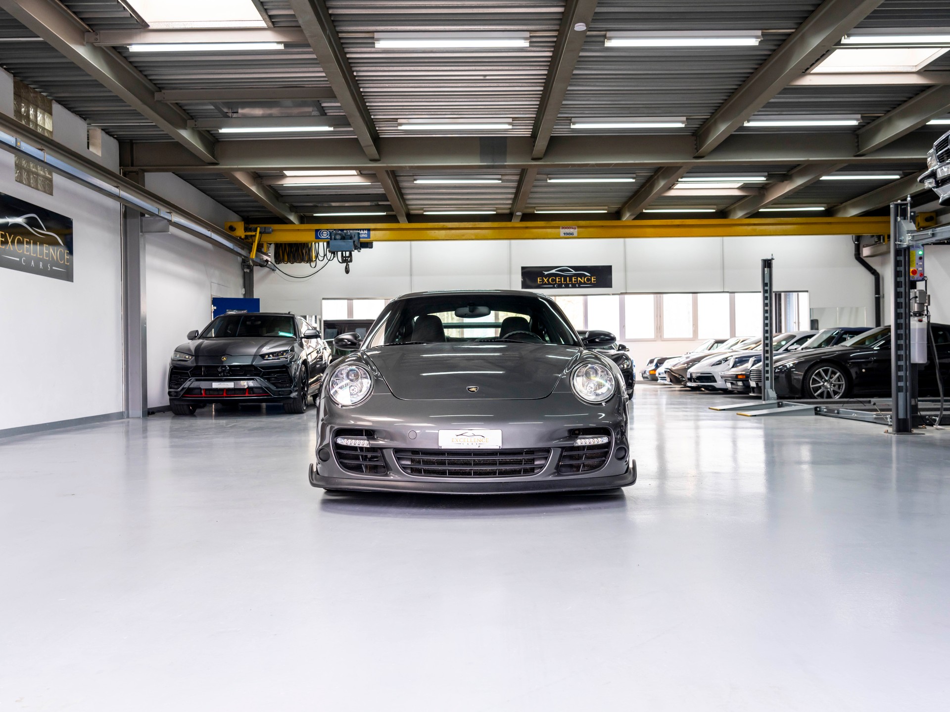 PORSCHE 9FF sur base 911 Turbo-image-1