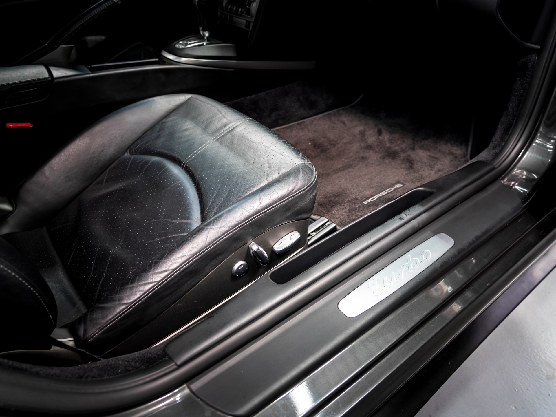 PORSCHE 9FF sur base 911 Turbo-image-26