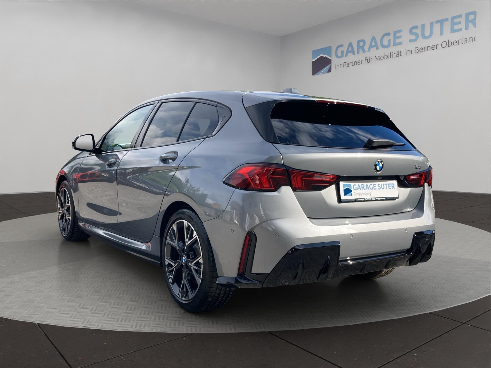 BMW 123 xDrive-showroom-element-2