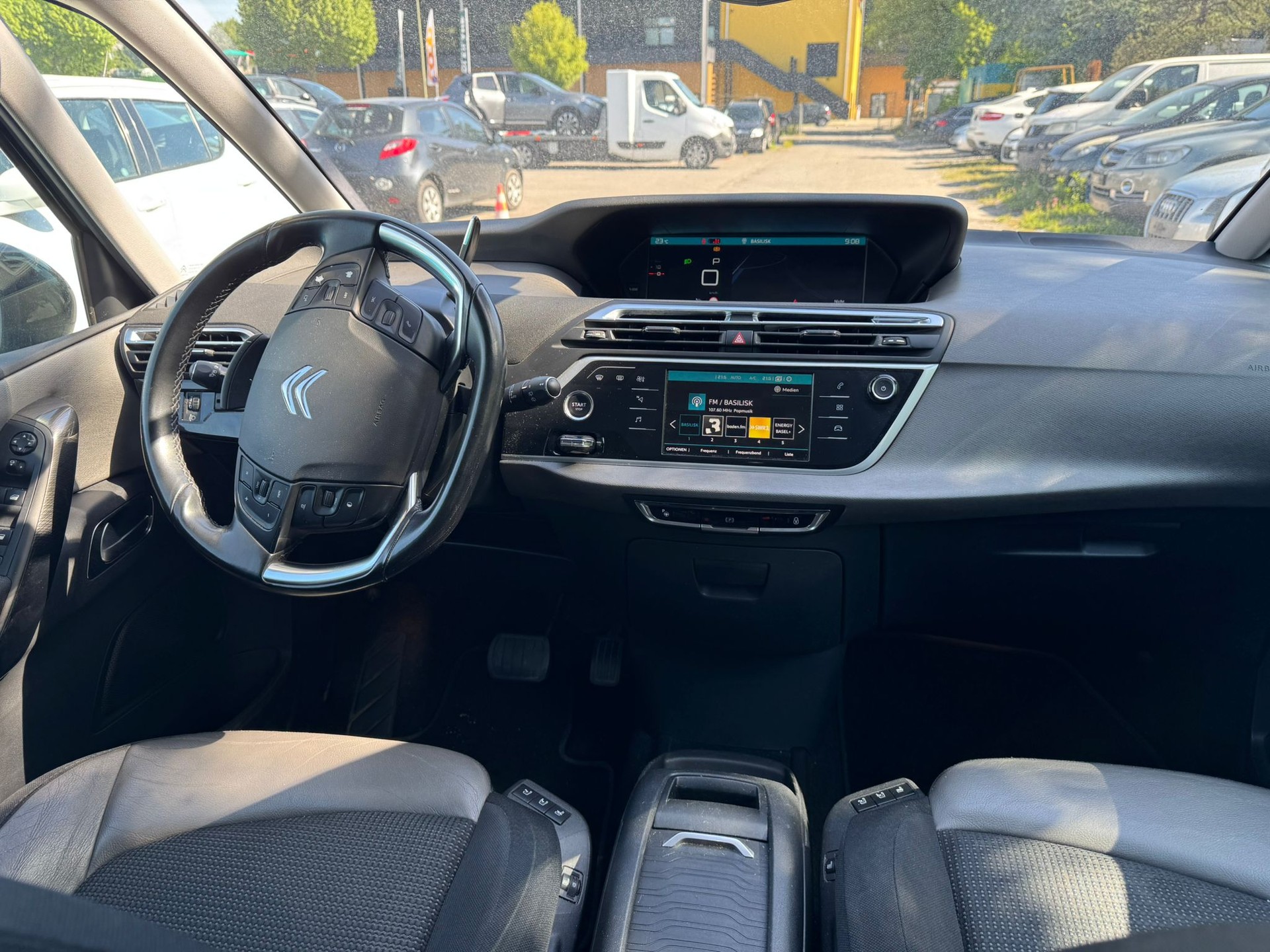 CITROEN Grand C4 Picasso 1.6i 16V e-THP Exclusive-image-5