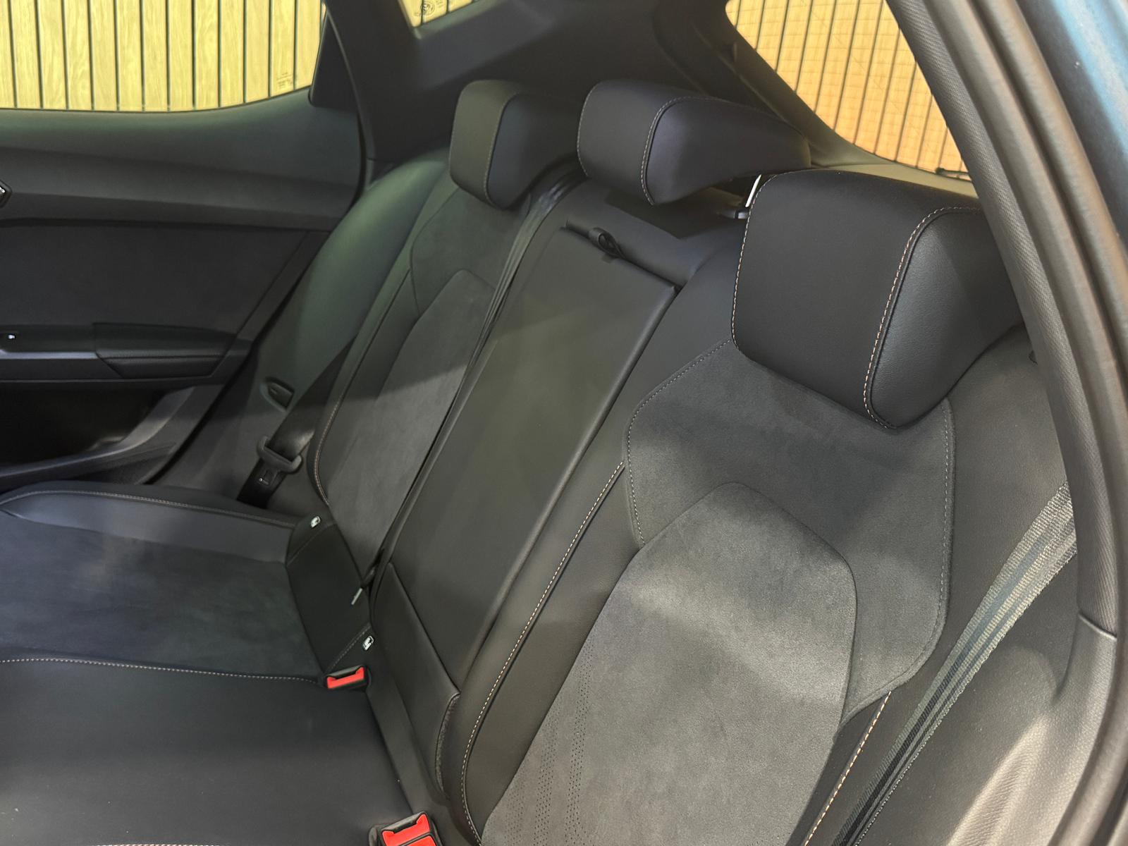 CUPRA LEON 1.5 TSI DSG *Magnetic Grau Matt*-image-28