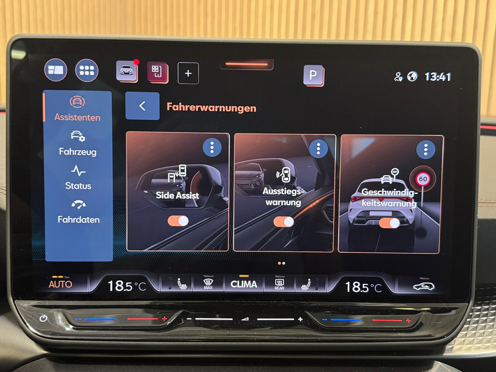 CUPRA LEON 1.5 TSI DSG *Magnetic Grau Matt*-image-23