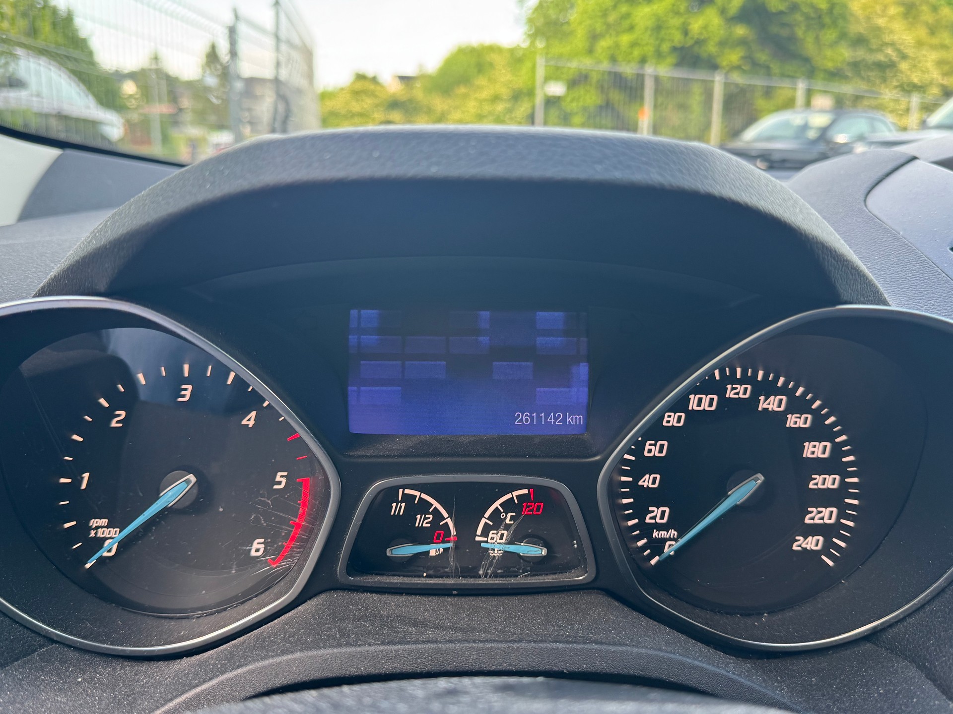 FORD Kuga 2.0 TDCi Carving 4WD PowerShift-image-9