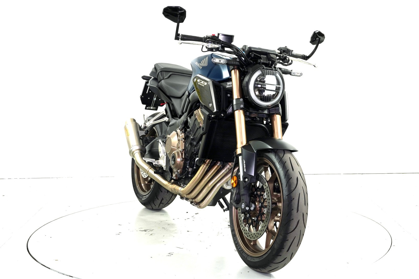 HONDA CB 650 R ABS-showroom-element-1