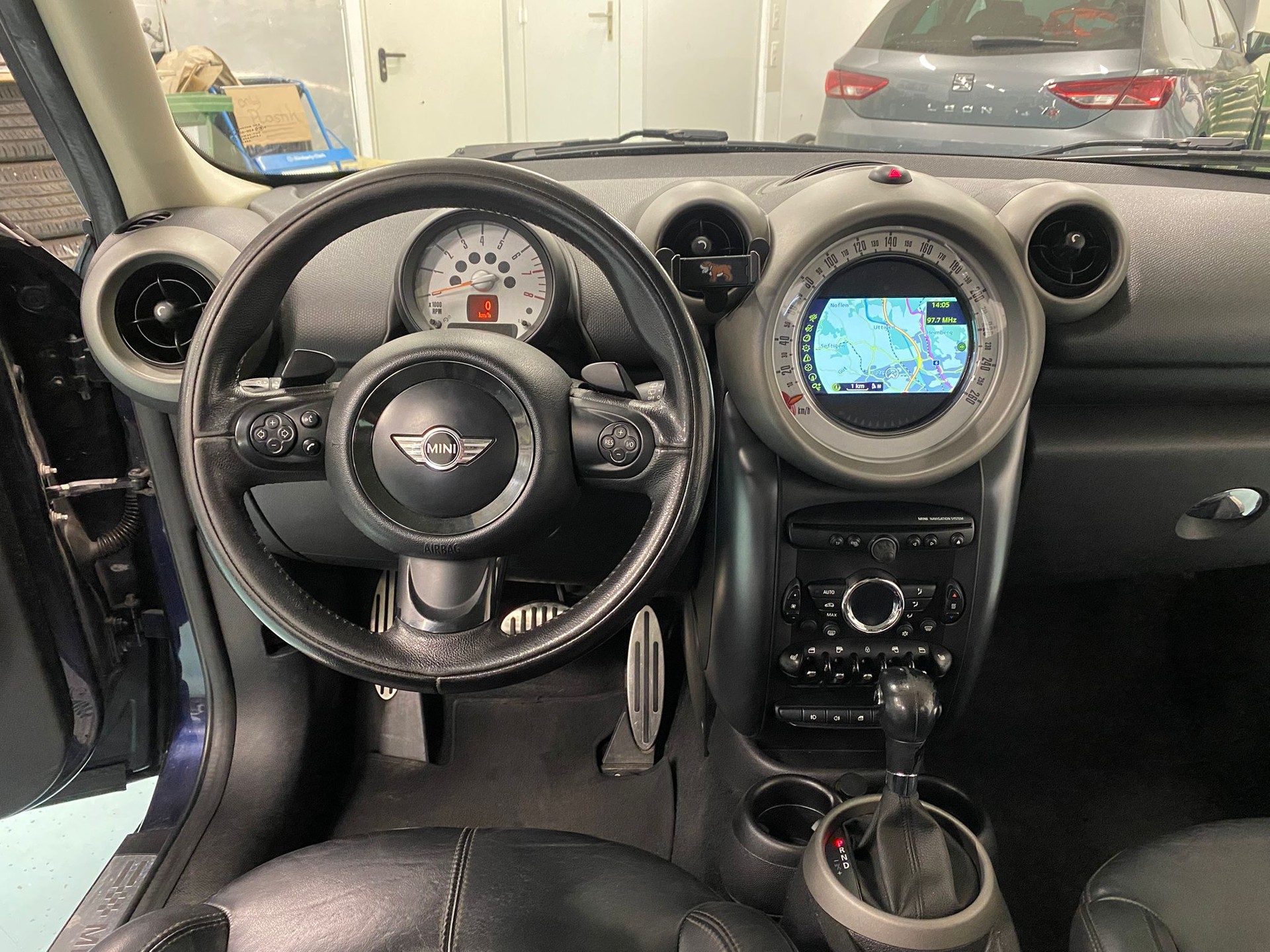 MINI Countryman Cooper S ALL4 Steptronic-image-5