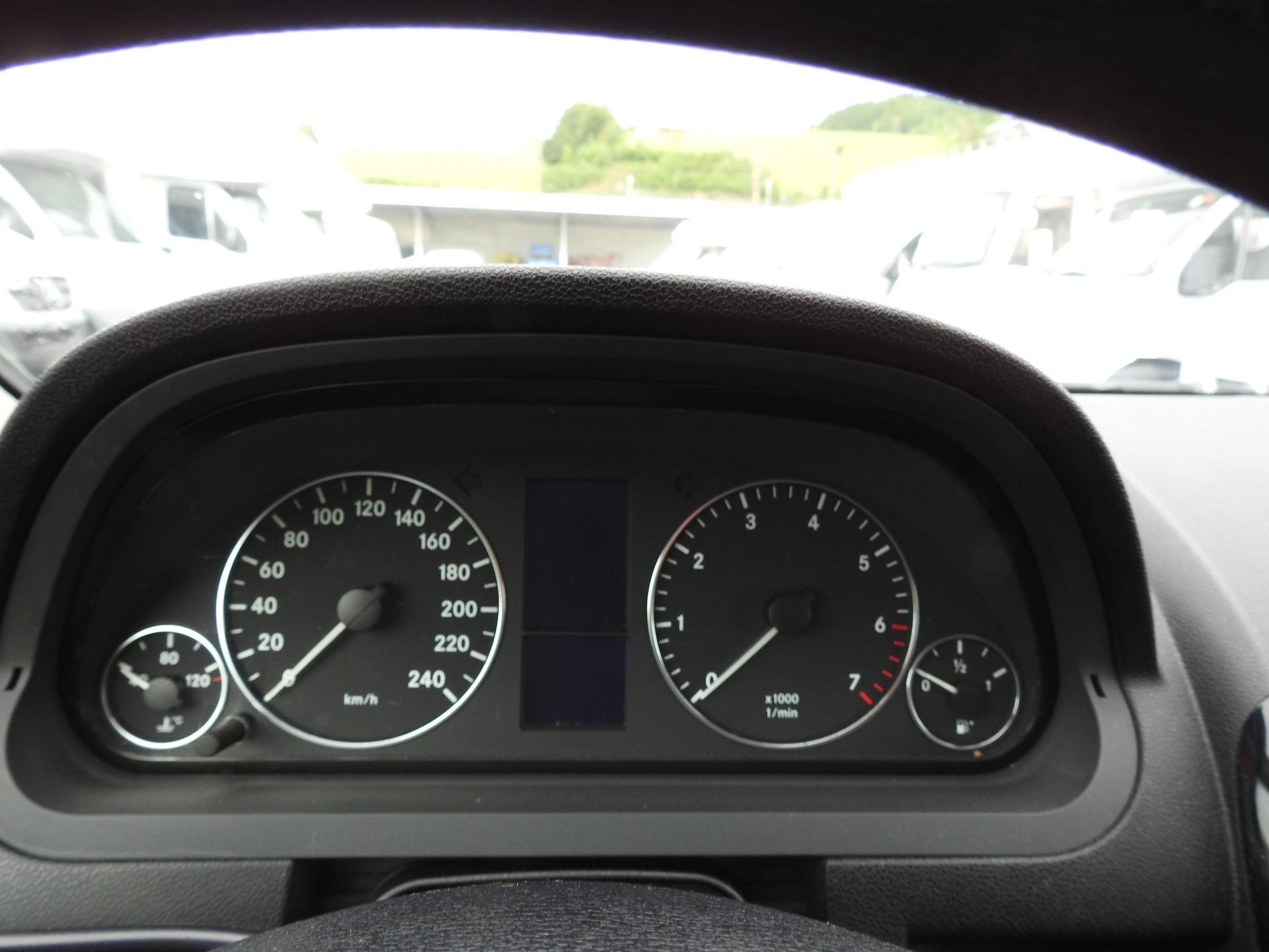 MERCEDES-BENZ A 150 Classic My first star Autotronic-image-24