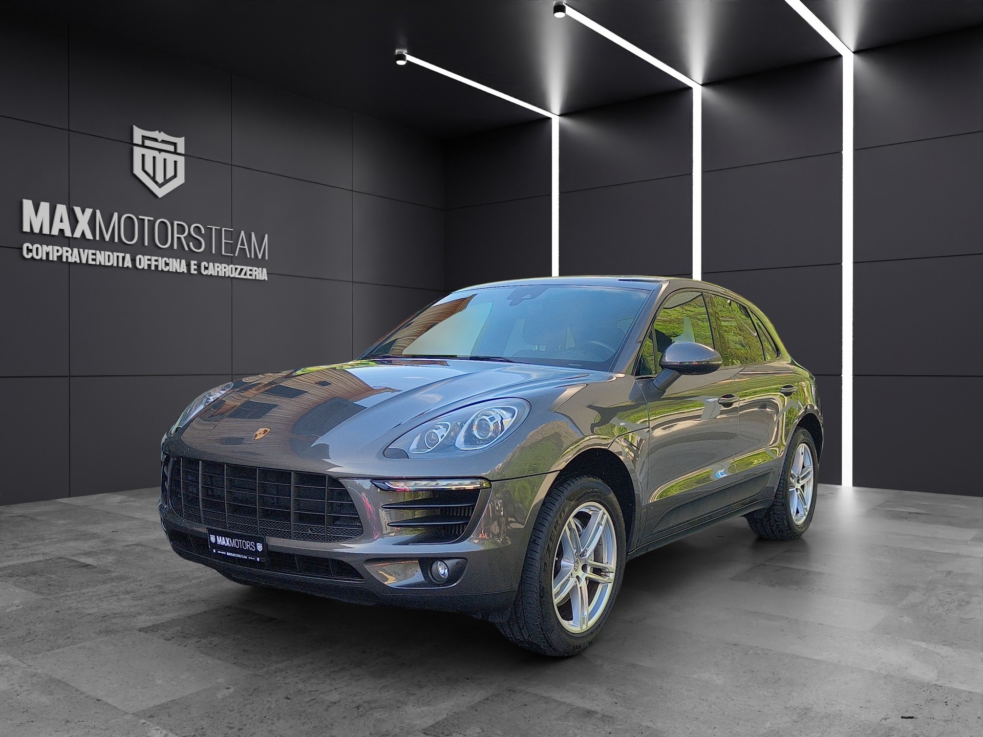 PORSCHE Macan S PDK